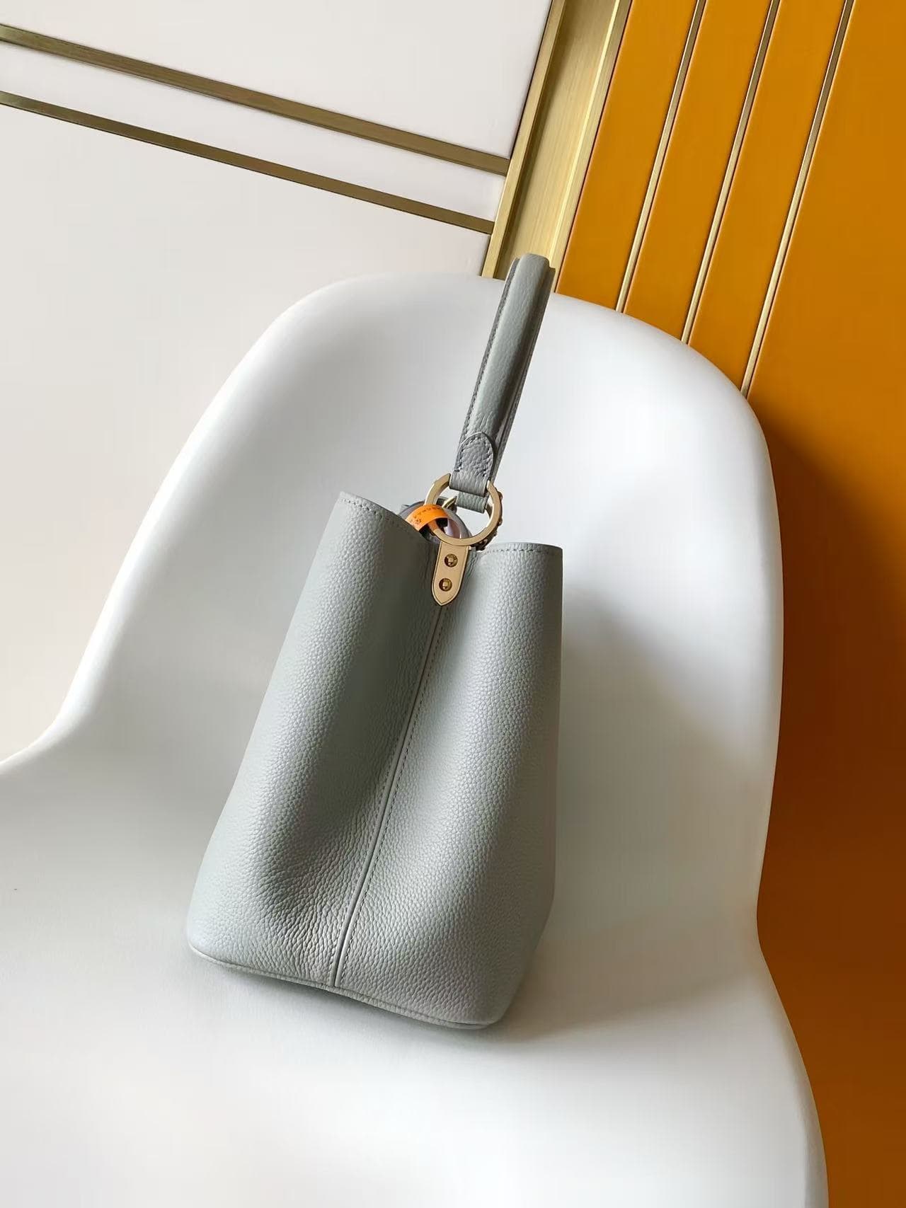 Louis Vuitton Capucines Souple Grain Taurillon Leather Light Grey M26268 TOP