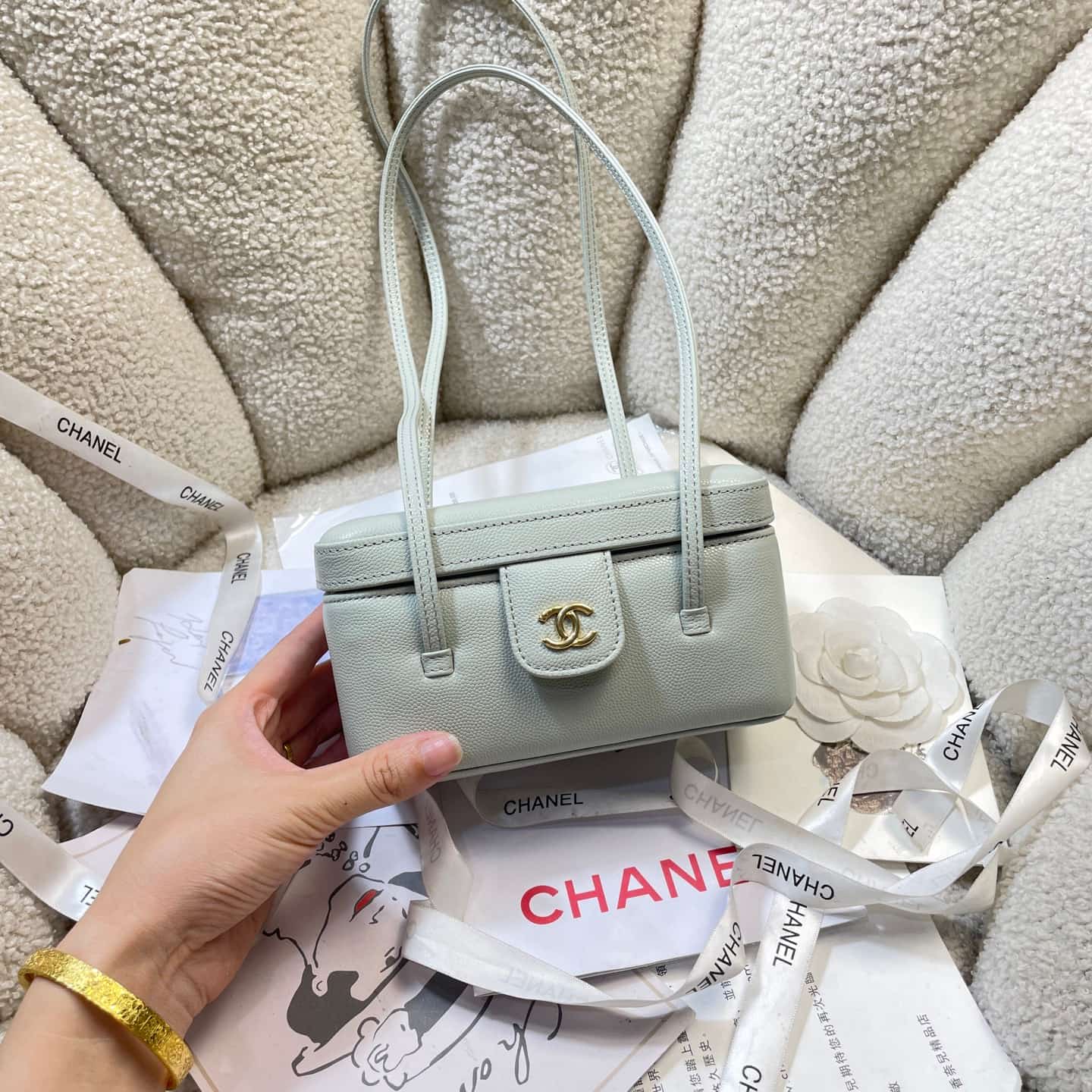 Chanel Long Vanity with Leather Strap Grained Shiny Calfskin & Gold-Tone Metal Light Green AP5067 A