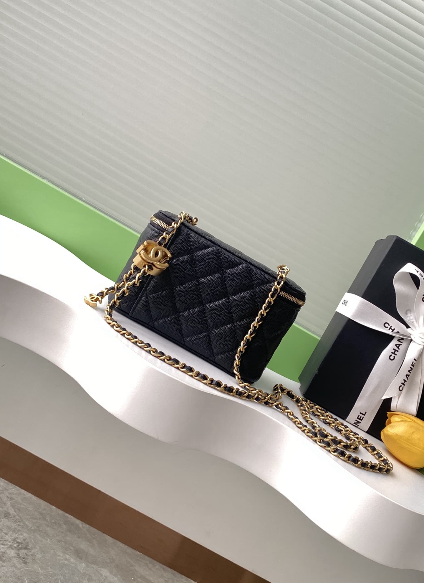 Chanel Vanity with Chain AP3940 Grained Calfskin & Gold Metal Black A