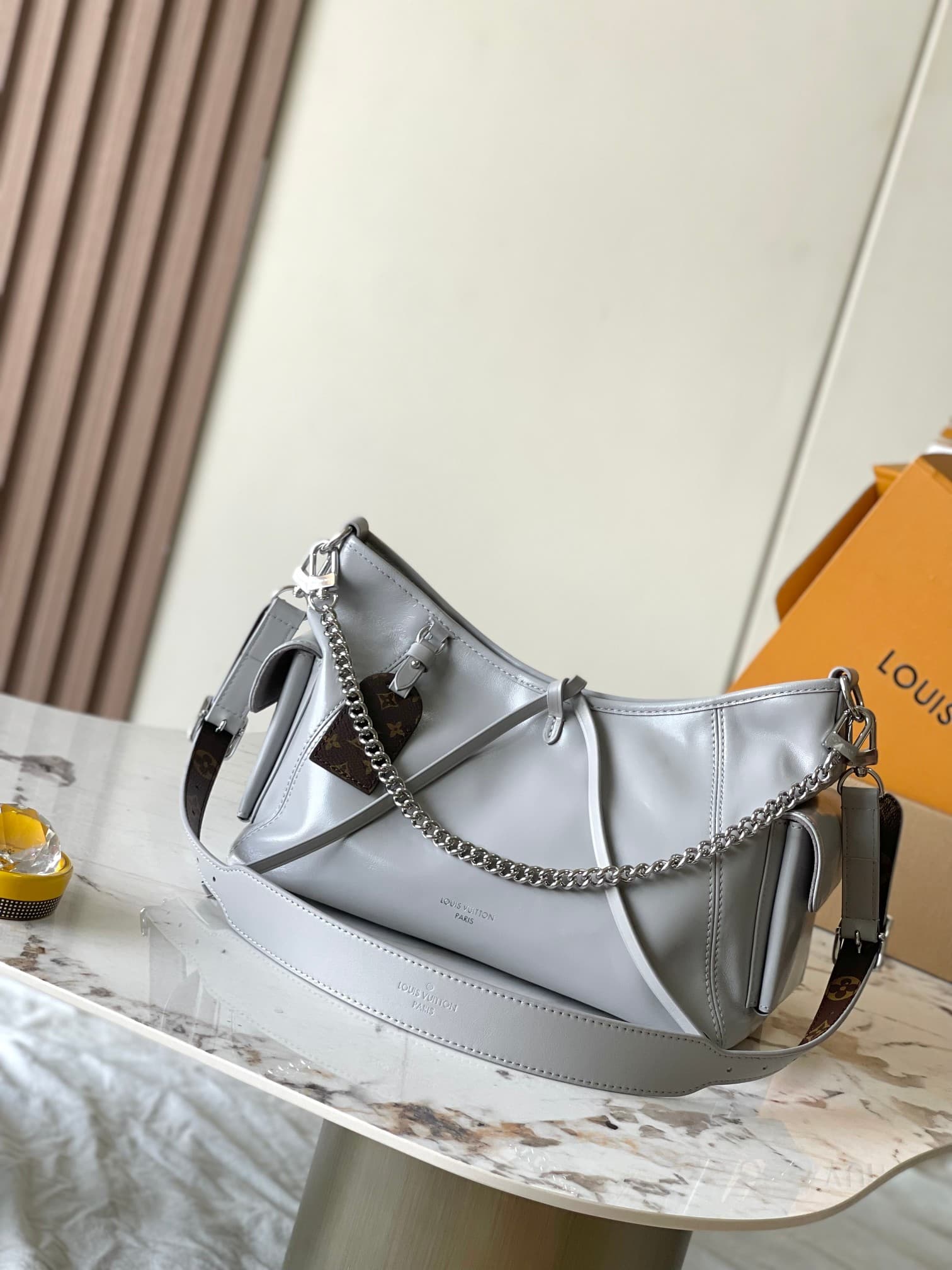 Louis Vuitton CarryAll Cargo Vibe PM Trianon Gray Lambskin leather M12579 TOP