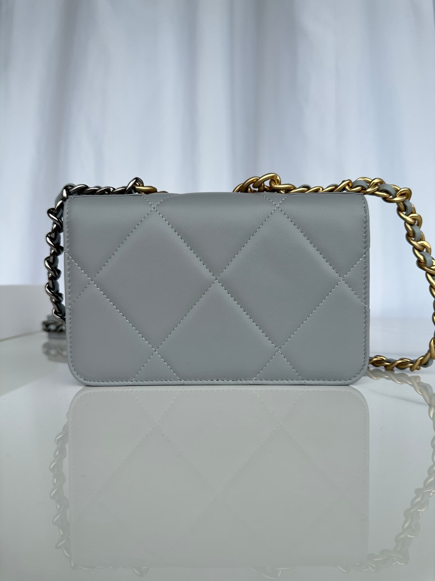 Chanel Wallet on Chain Lambskin Leather & Silver-Tone Metal Grey AP0957 A