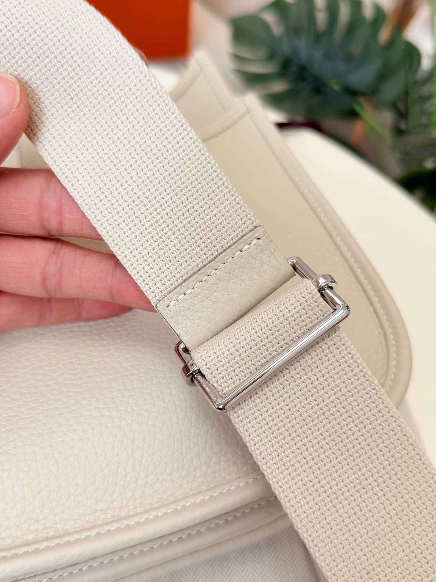 Hermes Evelyne Mini 23 Bag Calfskin In Craie WAX High