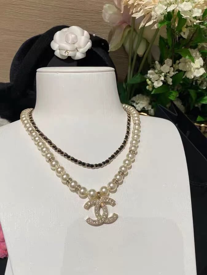 Chanel Pearl CC Necklace High