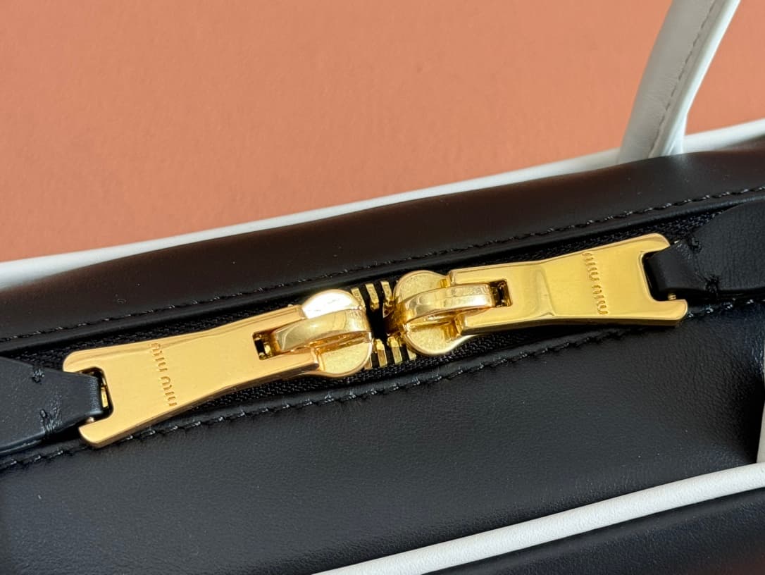 Miu Miu Contrast Beau Bag Black/White 5BB173 TOP