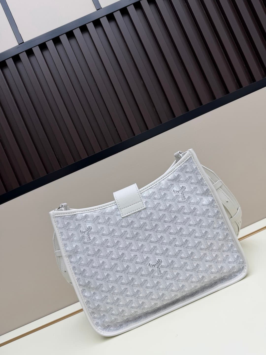 Goyard Musette PM bag in white Goyardine canvas Mid
