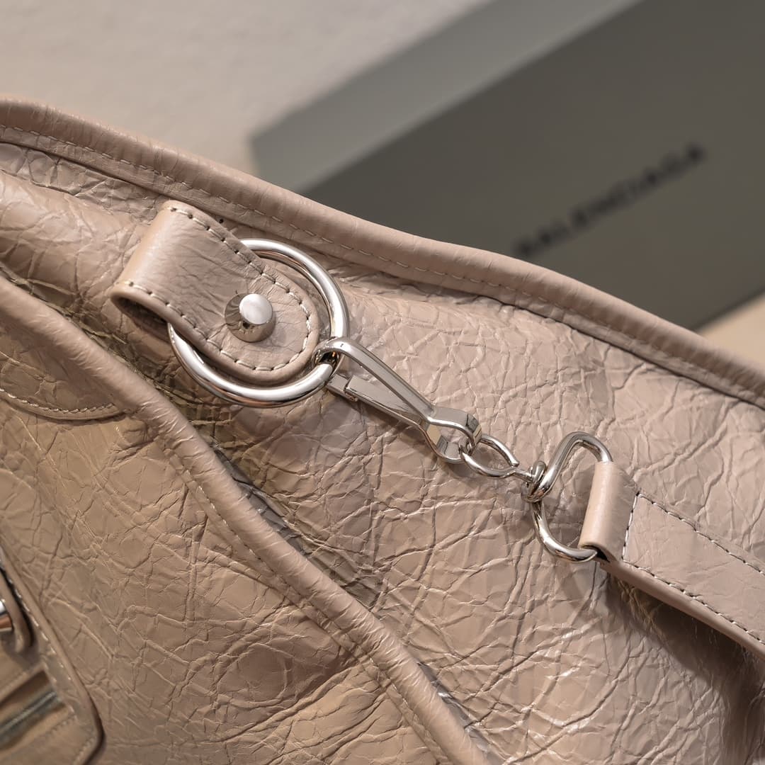 WOMEN'S LE CITY Medium Bag Silver Metal Almond High