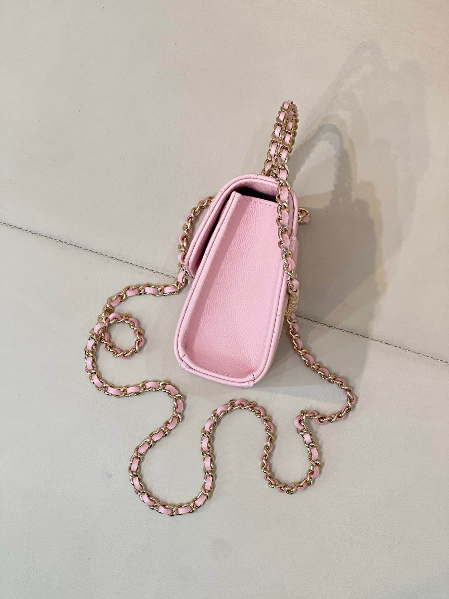 Chanel Clutch with chain Grained Calfskin&Gold-Tone Metal Pink AP3236 TOP
