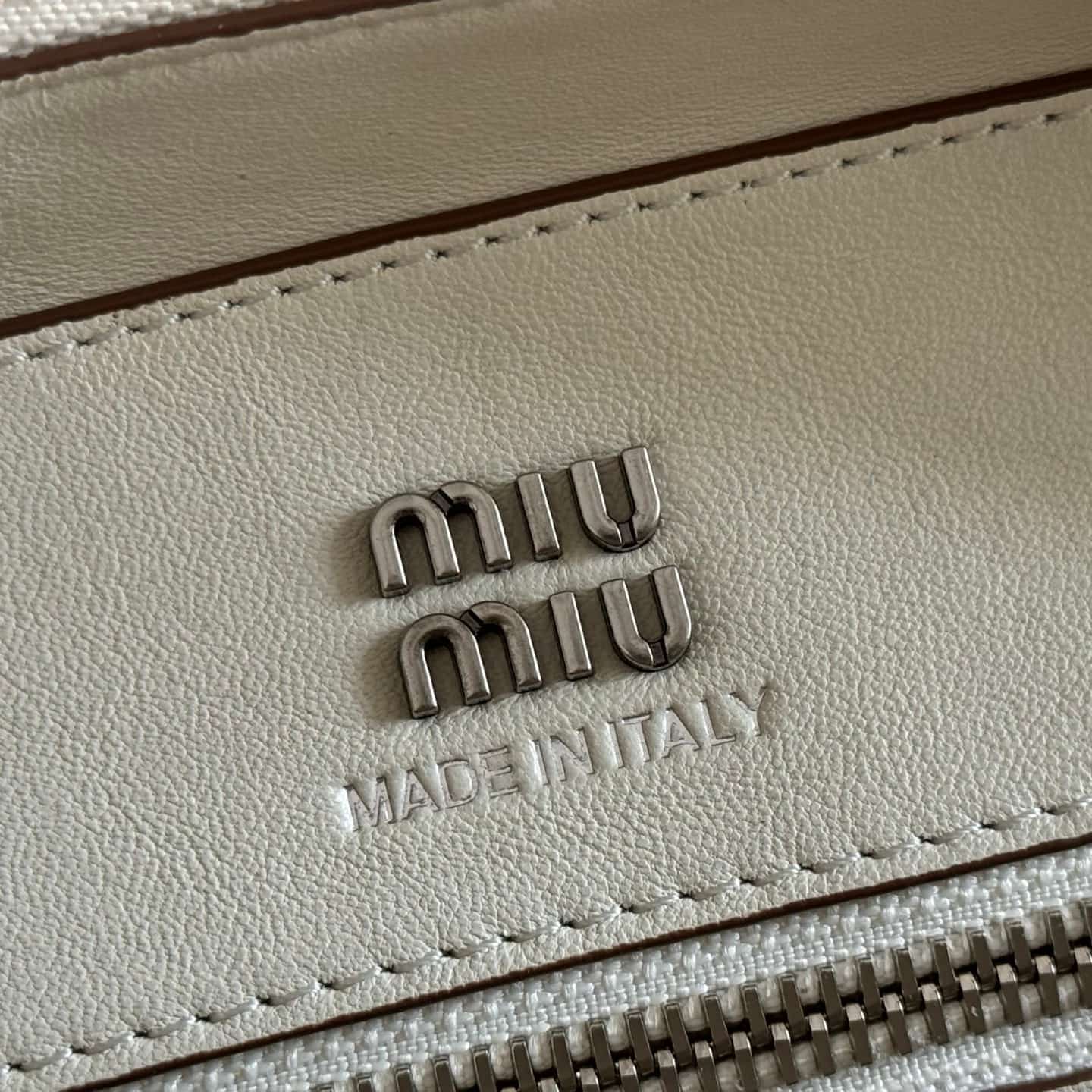 Miu Miu Vivant nappa leather bag Chalk White 5BB200  TOP