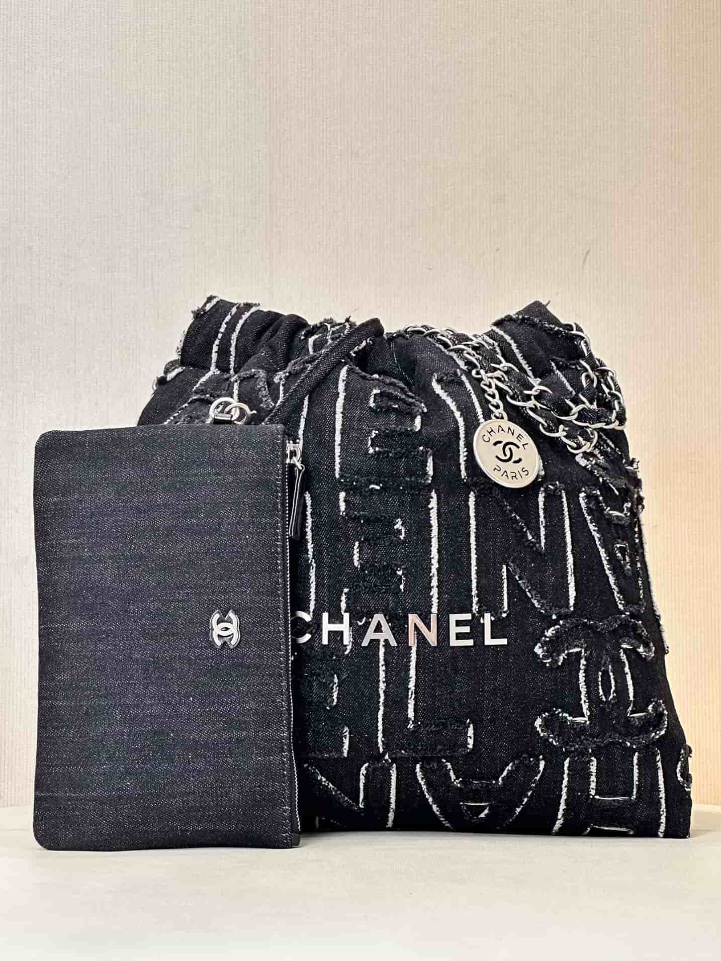 Chanel 22 Small handbag Washed denim & silver-tone metal AS3260 Black  TOP
