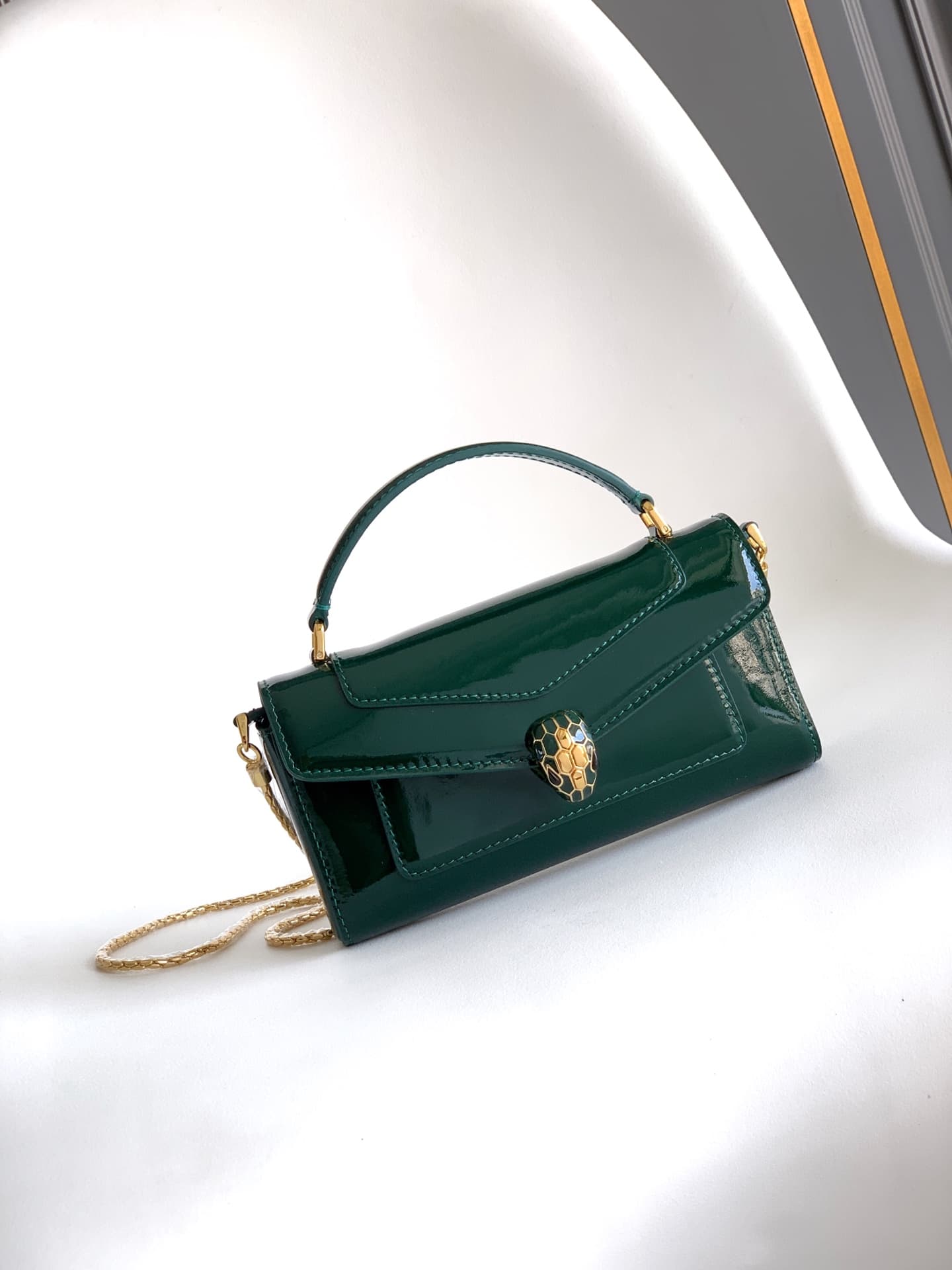 Bvlgari Serpenti Forever shoulder bag in emerald green patent leather high