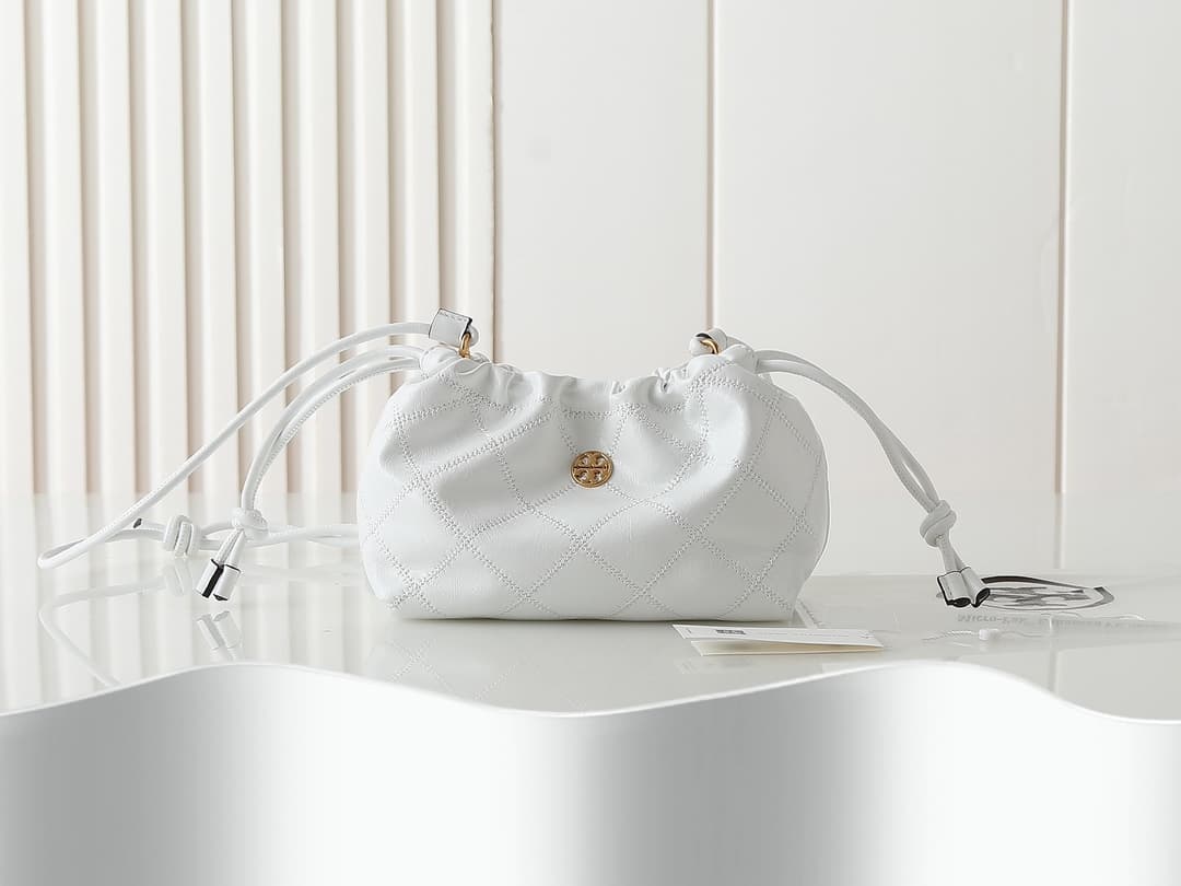 Tory Burch Small Willa Quilted Smooth Leather E/W Drawstring Bag in white high
