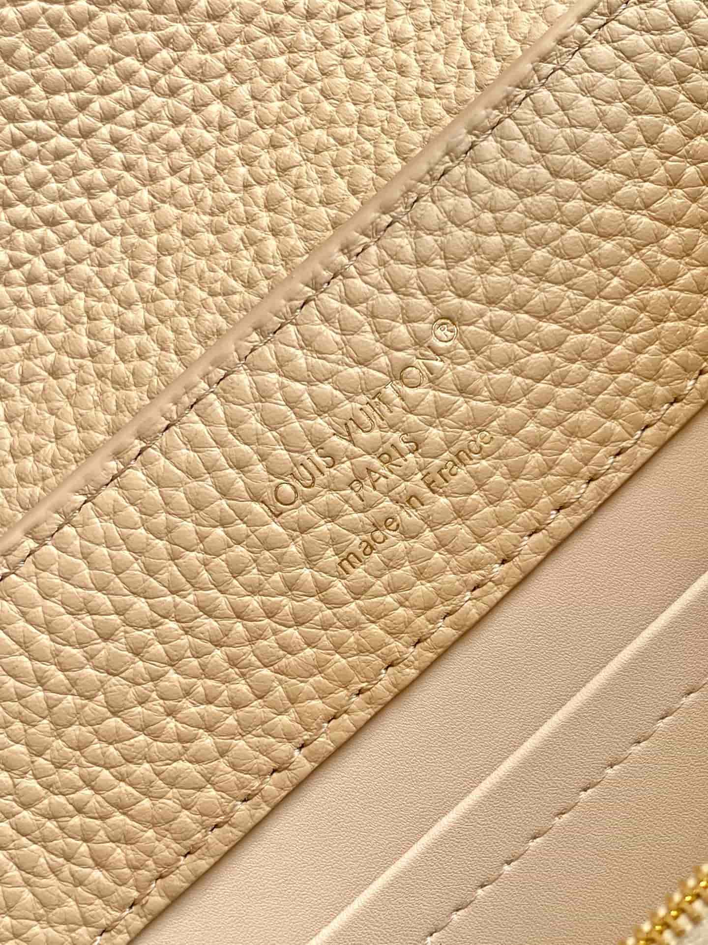 Louis Vuitton Capucines MM Sable Taurillon leather M29955 TOP