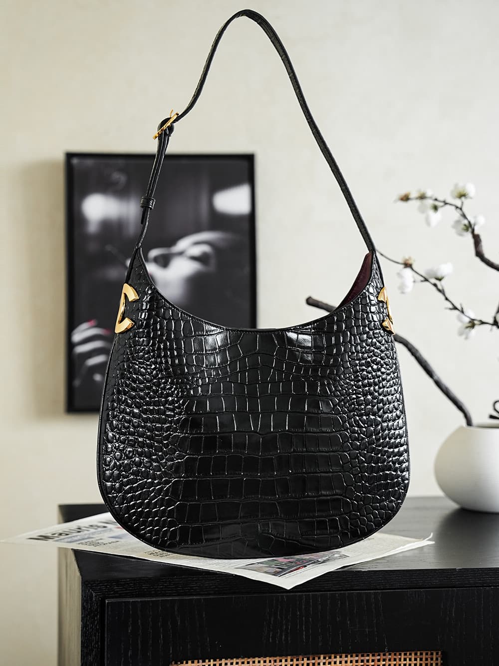 Chanel Hobo bag Prominent Crocodile-embossed & Gold-tone Metal A68012 A