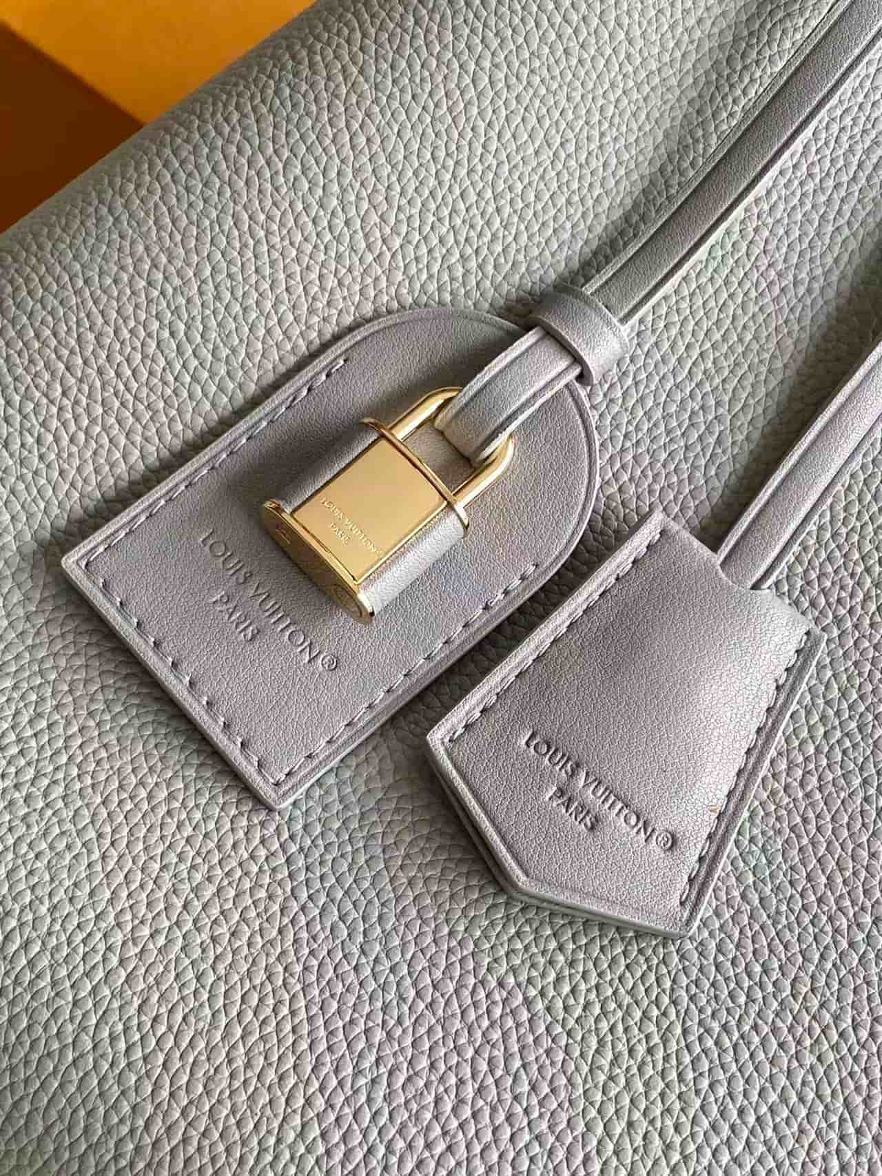 Louis Vuitton Capucines Souple Grain Taurillon Leather Light Grey M26268 TOP