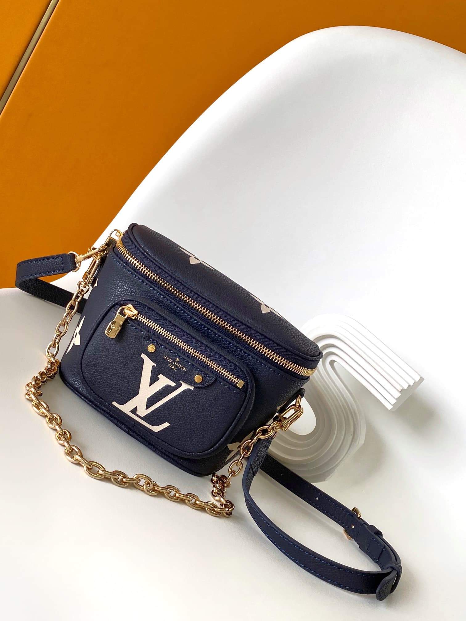 Louis Vuitton Mini Bumbag Empreinte Monogram Giant M85636 High