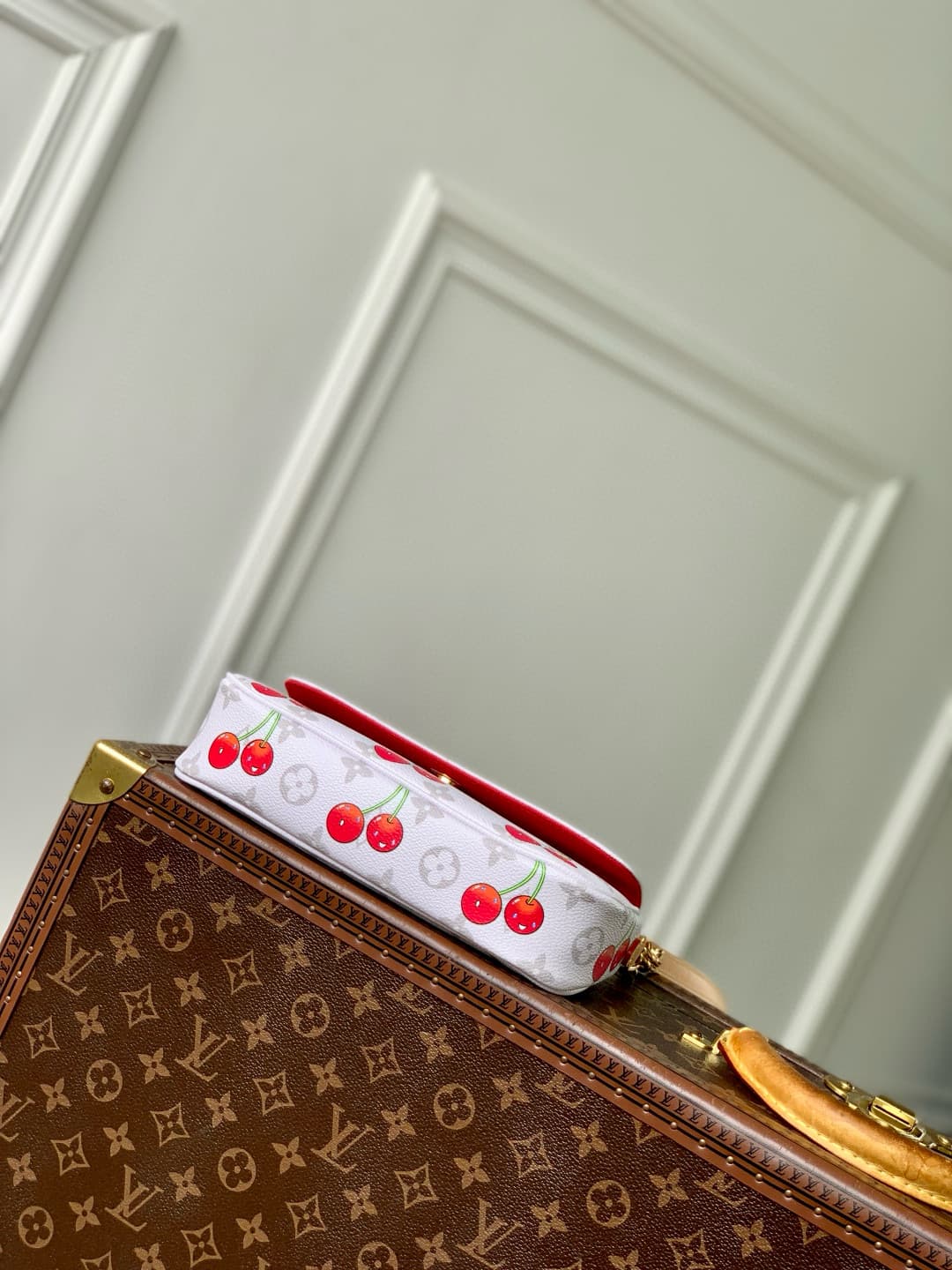 Louis Vuitton x TM Wallet On Chain Ivy Monogram cherry canvas M14239 High