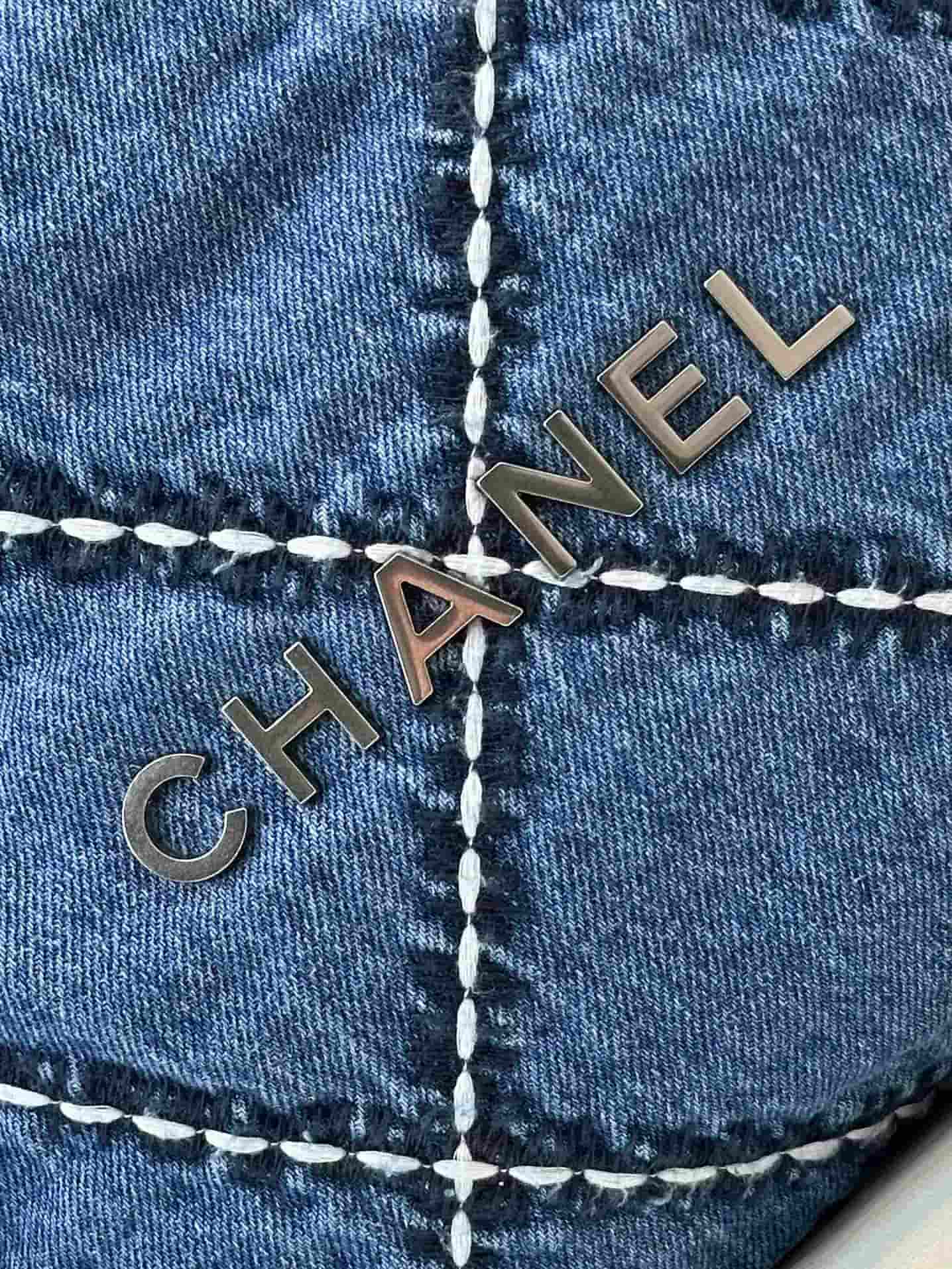 Chanel 22 Small handbag Washed denim studs & silver-tone metal AS3260 Blue TOP