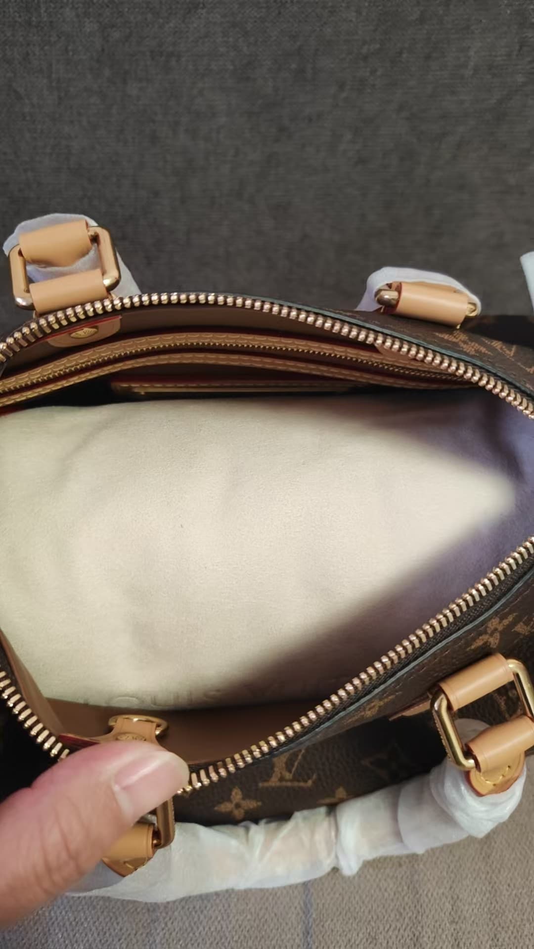 Louis Vuitton Speedy P9 Bandoulière 25 Soft calfskin M24443 High