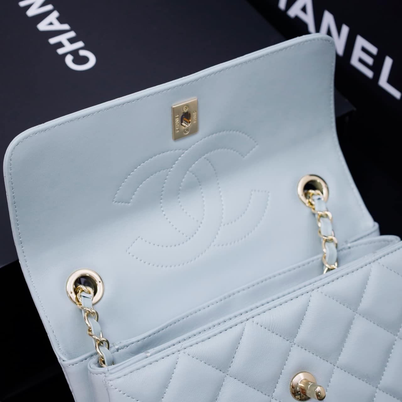SMALL FLAP BAG WITH TOP HANDLE Lambskin Gold Metal Light Blue A