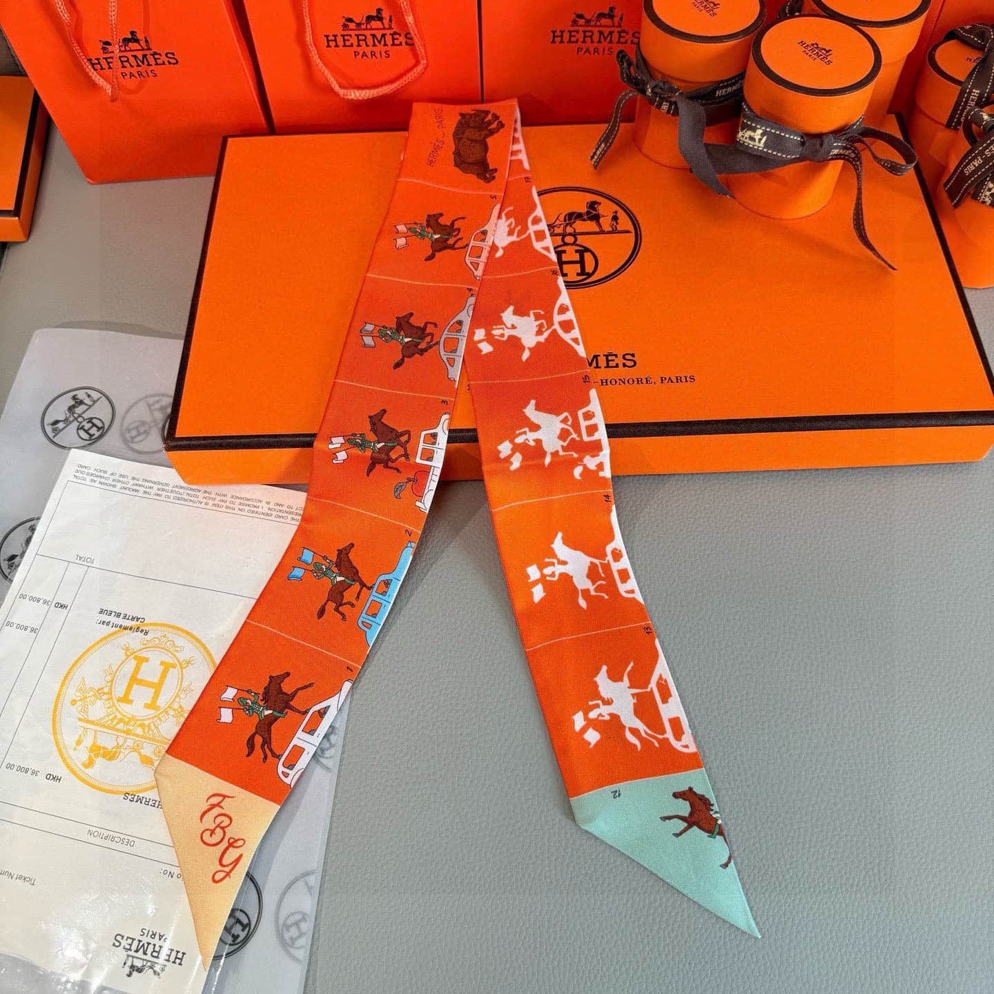 Hermes  Parade Twilly scarf