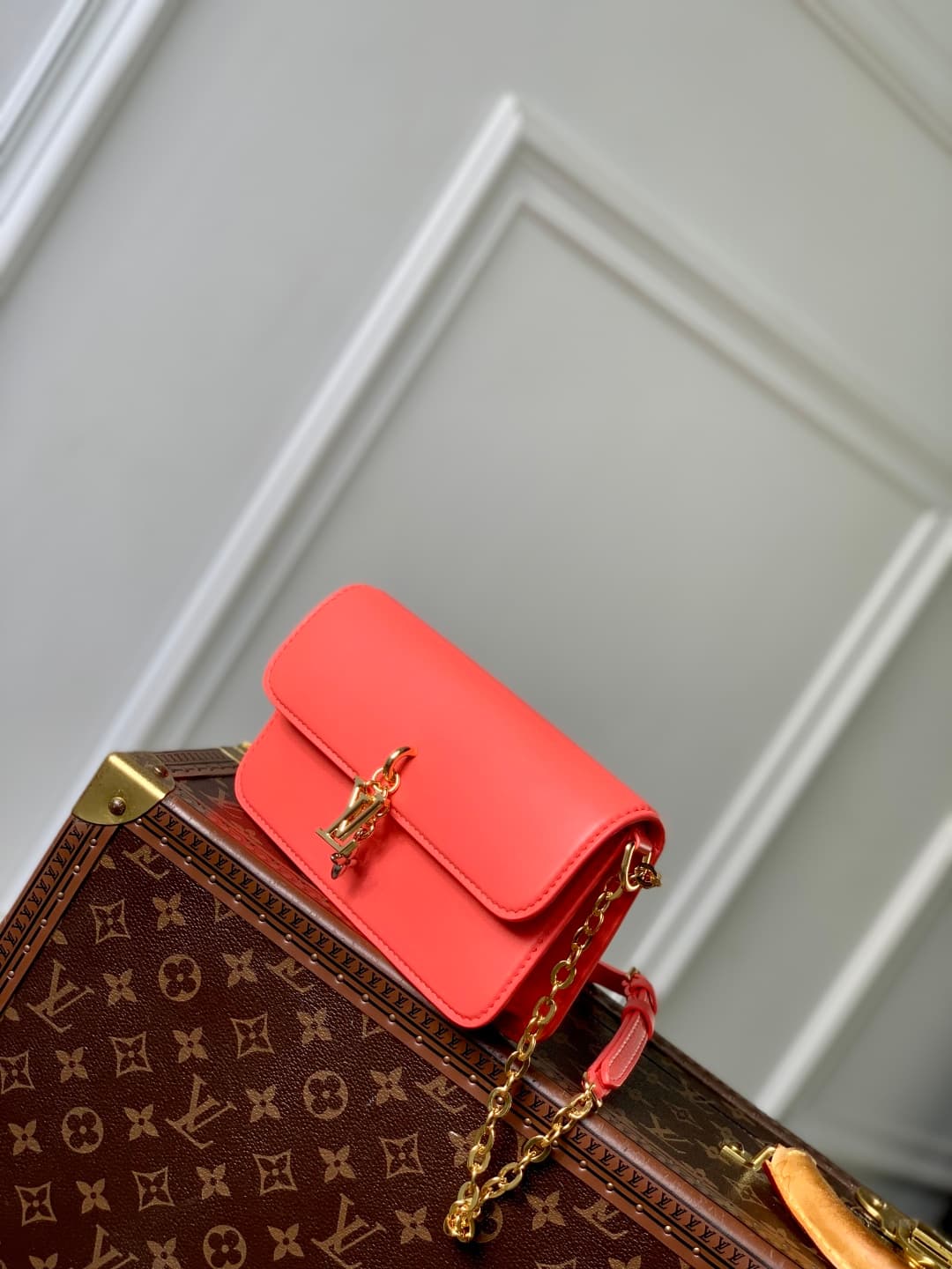 Louis Vuitton Wallet On Chain LV Bloom Sweet Coral Calfskin leather M14548 High