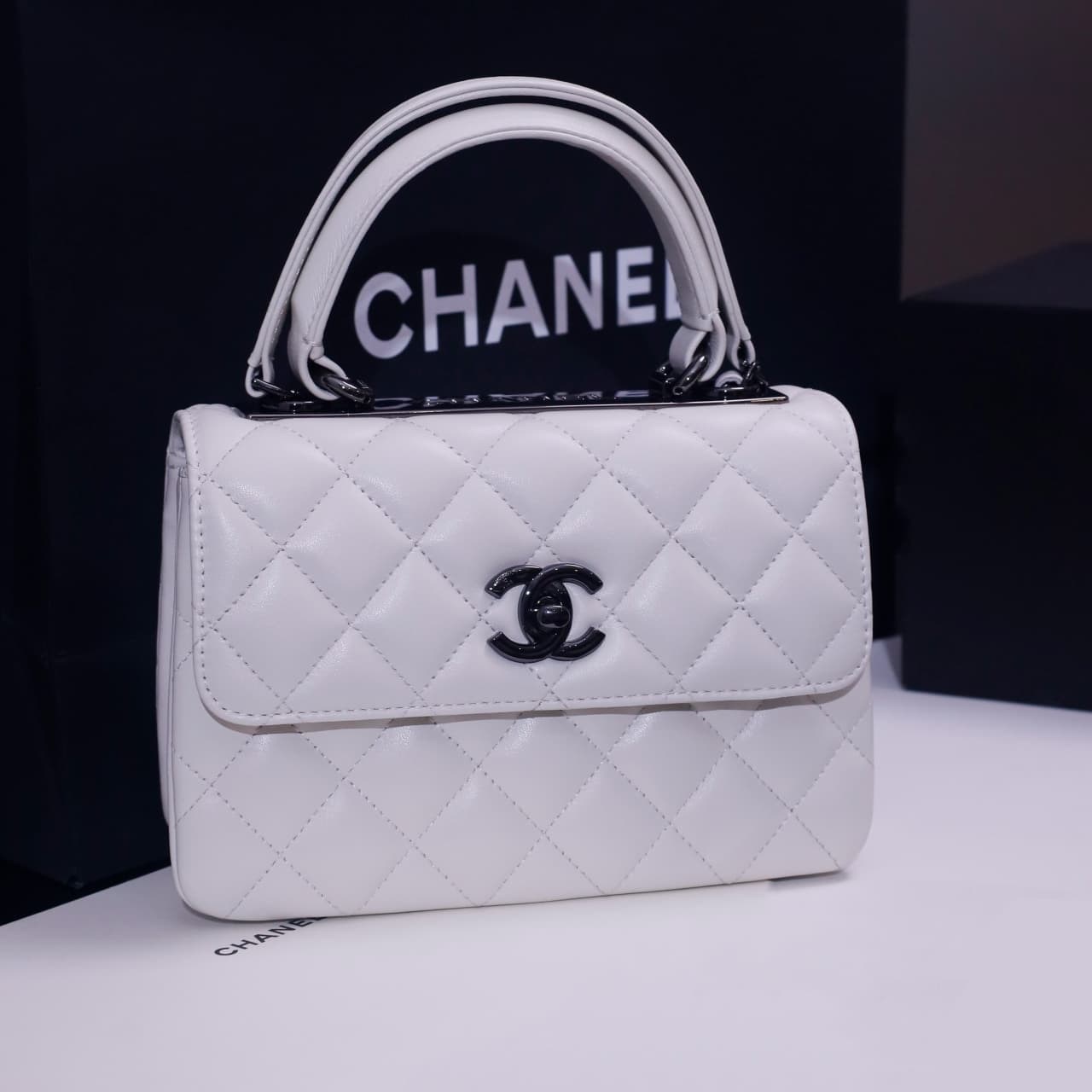 Chanel MINI FLAP BAG WITH TOP HANDLE AS4654 Lambskin &Black-Tone Metal White A