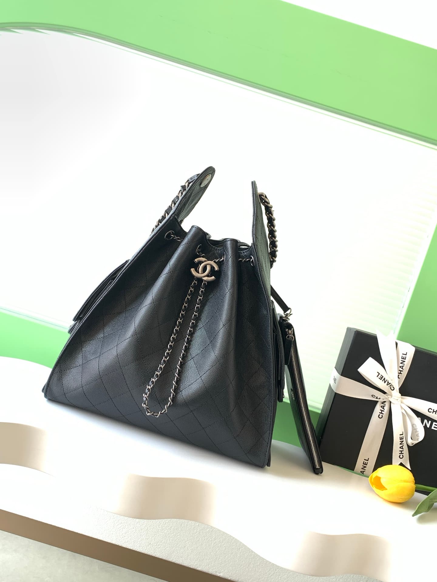 Chanel 25 Medium Hobo handbag AS5311 Grained Calfskin & Silver-tone metal Black A