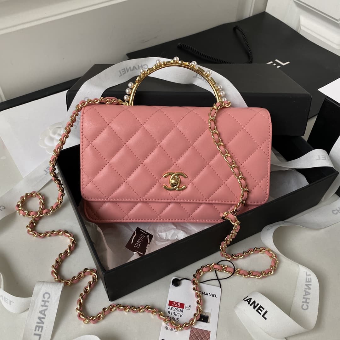 Chanel Wallet on Chain AP3504 Lambskin, Imitation Pearls, Strass & Gold-Tone Metal Pink A