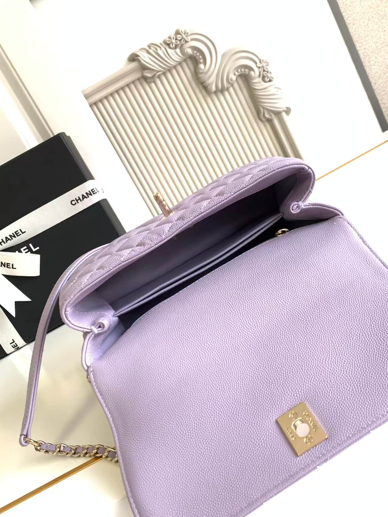 FLAP BAG WITH TOP HANDLE Grained Calfskin & Gold-Tone Metal A92990 Purple Binding A