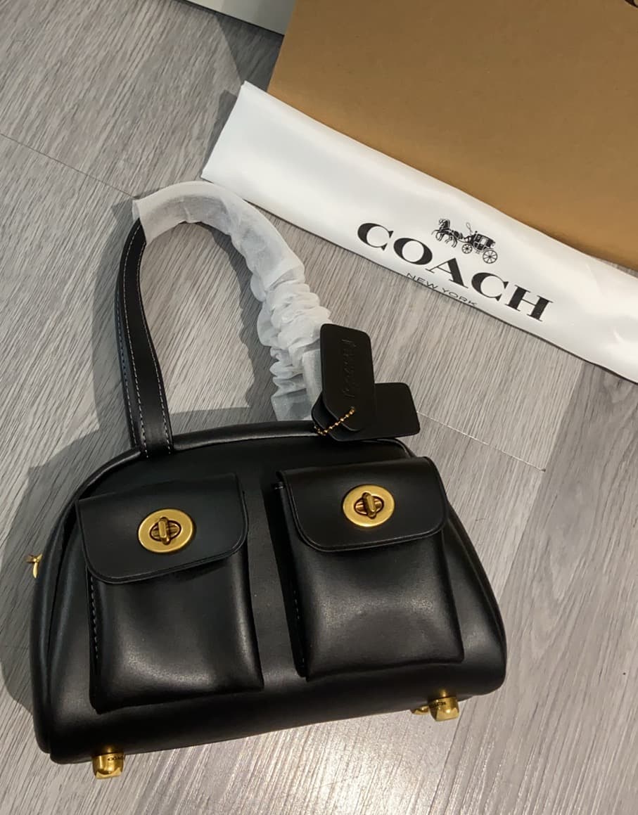 Coach Originals Twin Turnlock Bag 20 in Black Leather High