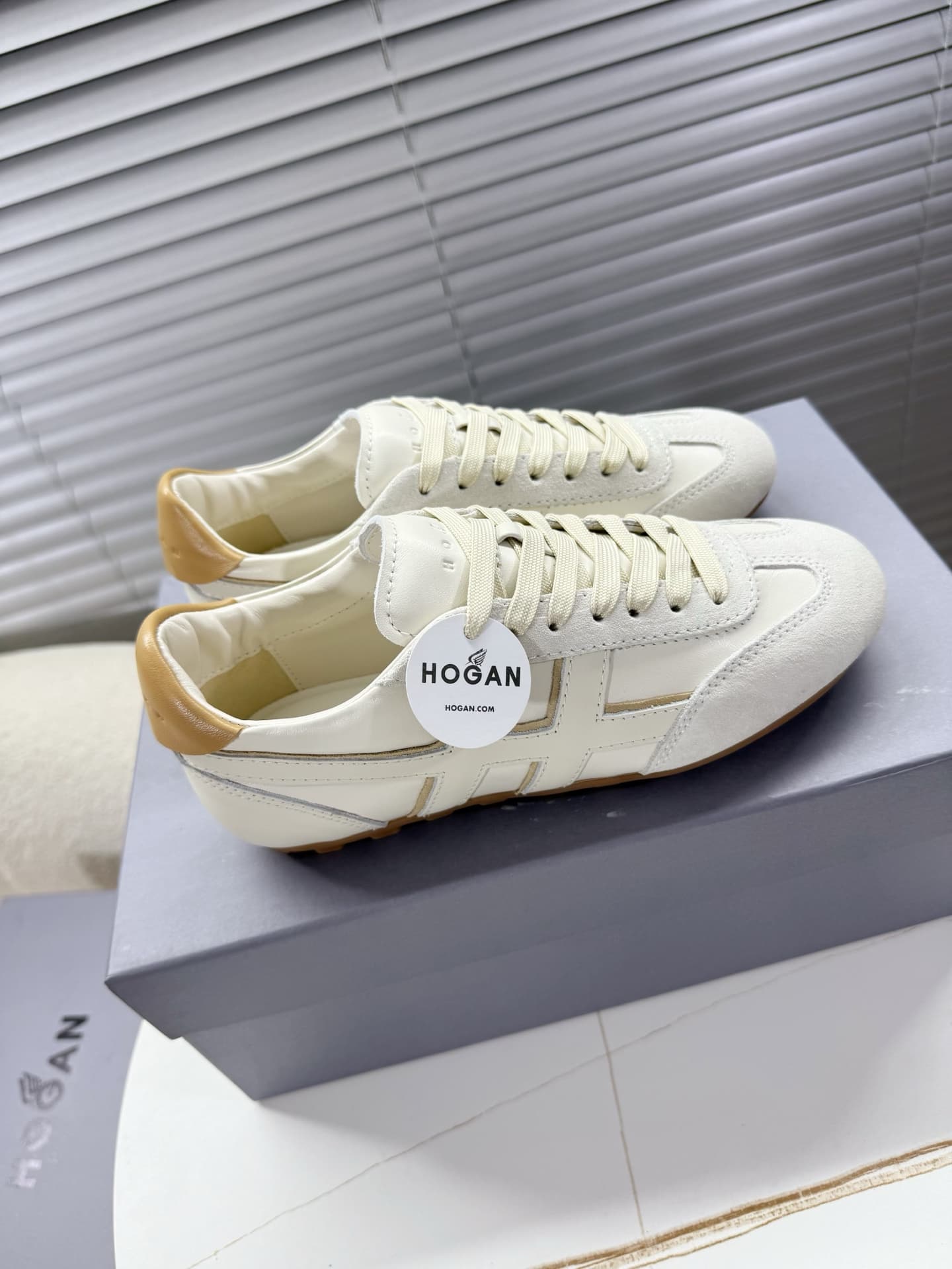 Hogan Sneaker shoes Men Women