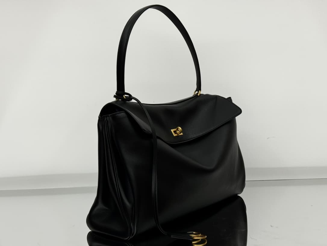 Balenciaga Rodeo Large Bag in Black Leather With Gold-Tone Metal TOP