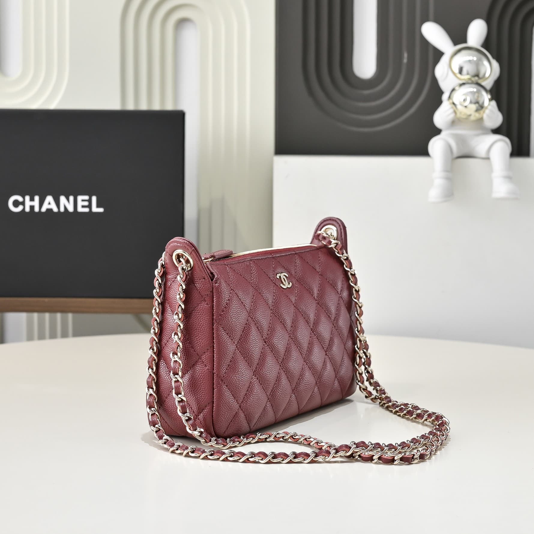 Chanel Chain Wallet Grained Shiny Calfskin & Gold-Tone Metal AS4704 Wine Red A