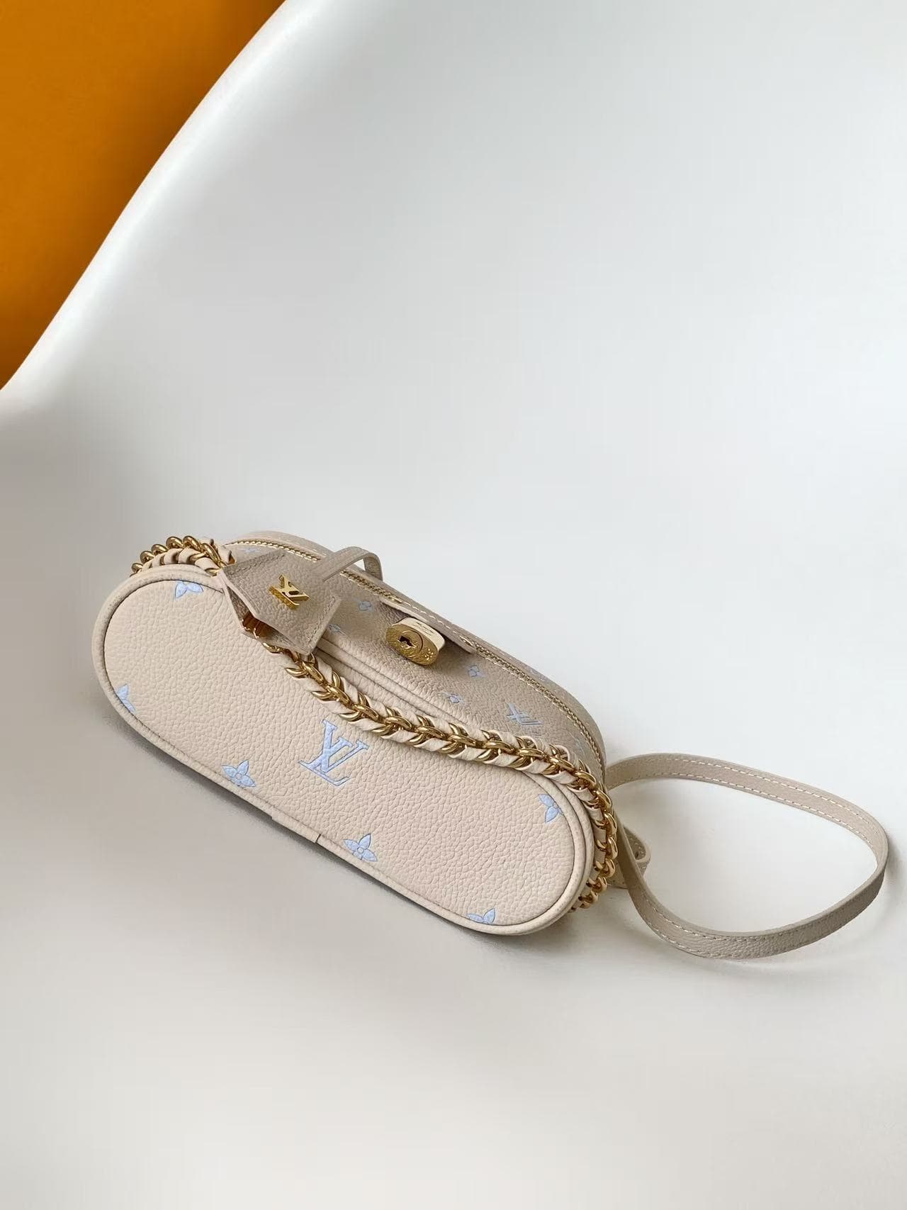 Louis Vuitton Vanity Chain Pouch Monogram Empreinte Leather M27744 High