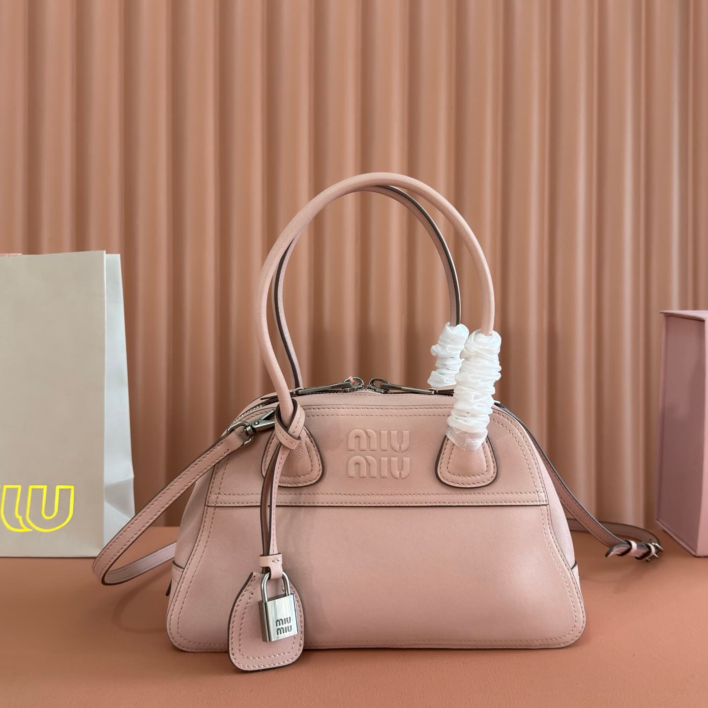 Miu Miu Vivant nappa leather bag Power Pink 5BB200  TOP