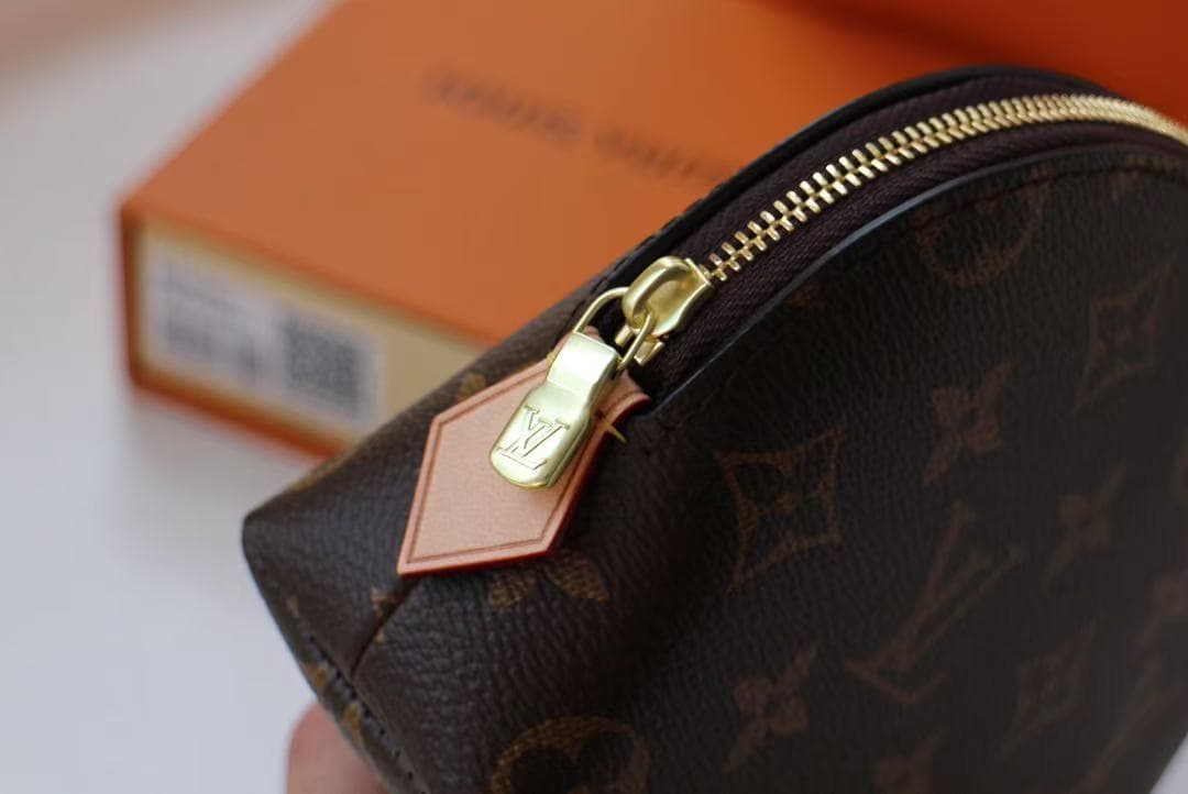 Louis Vuitton COSMETIC POUCH PM Monogram M47515 High
