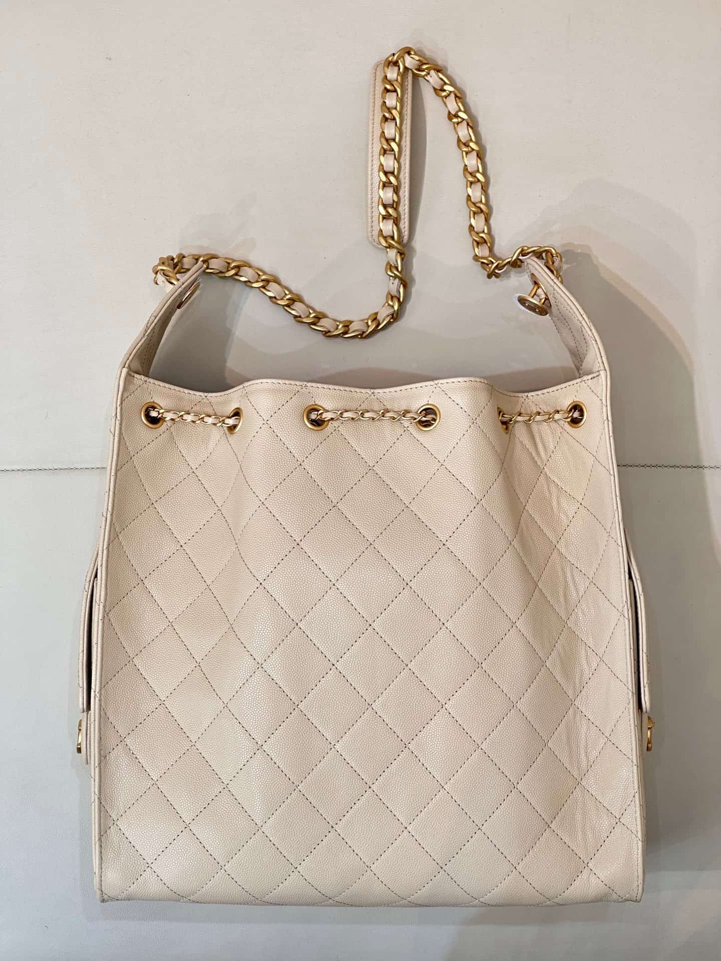 Chanel 25 Medium Hobo handbag AS5311 Grained Calfskin & Gold-tone Metal Cream TOP