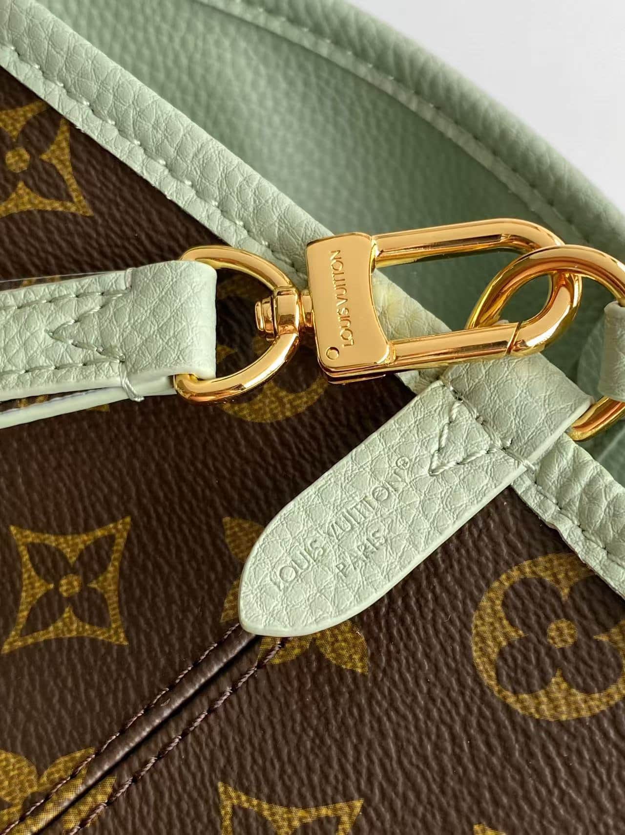 Louis Vuitton Neverfull Bandoulière Inside Out BB Monogram Celadon Cowhide leather M28236 High