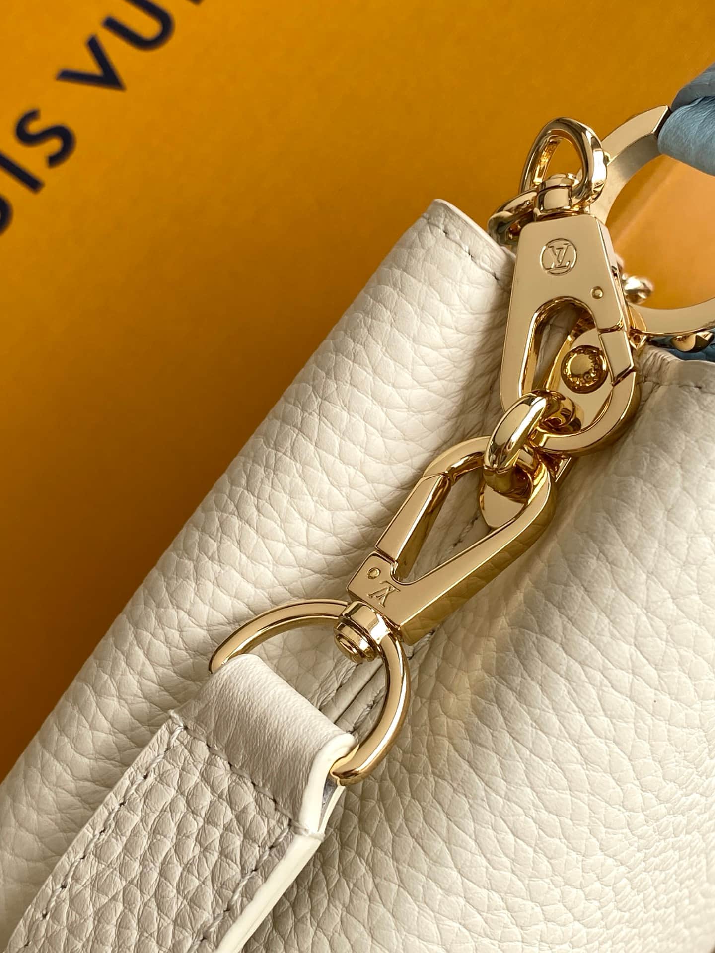 Louis Vuitton Capucines Mini Quartz/Washed Blue/Snow Taurillon leather M2A443 TOP