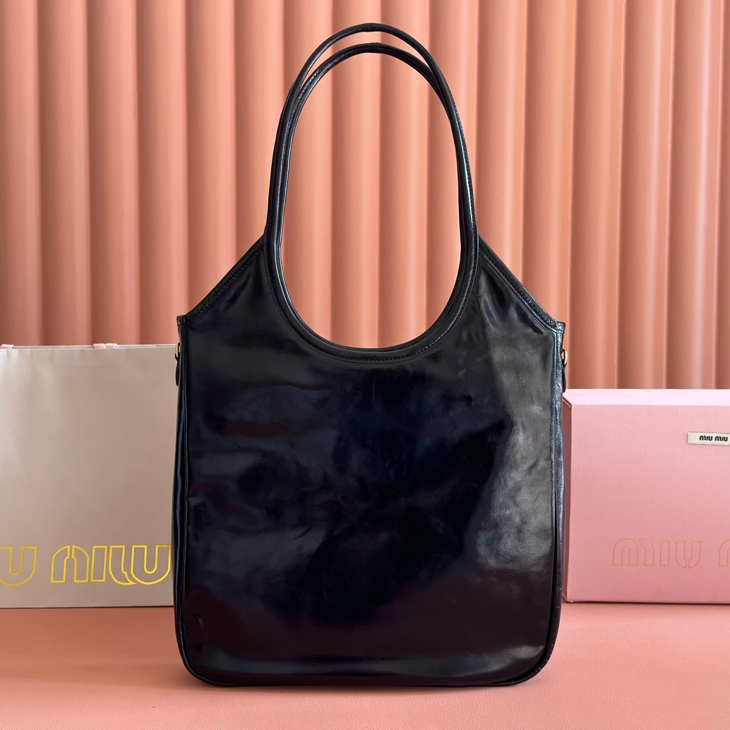 Miu Miu Ivy Calfskin leather bag Black 5BG231 TOP