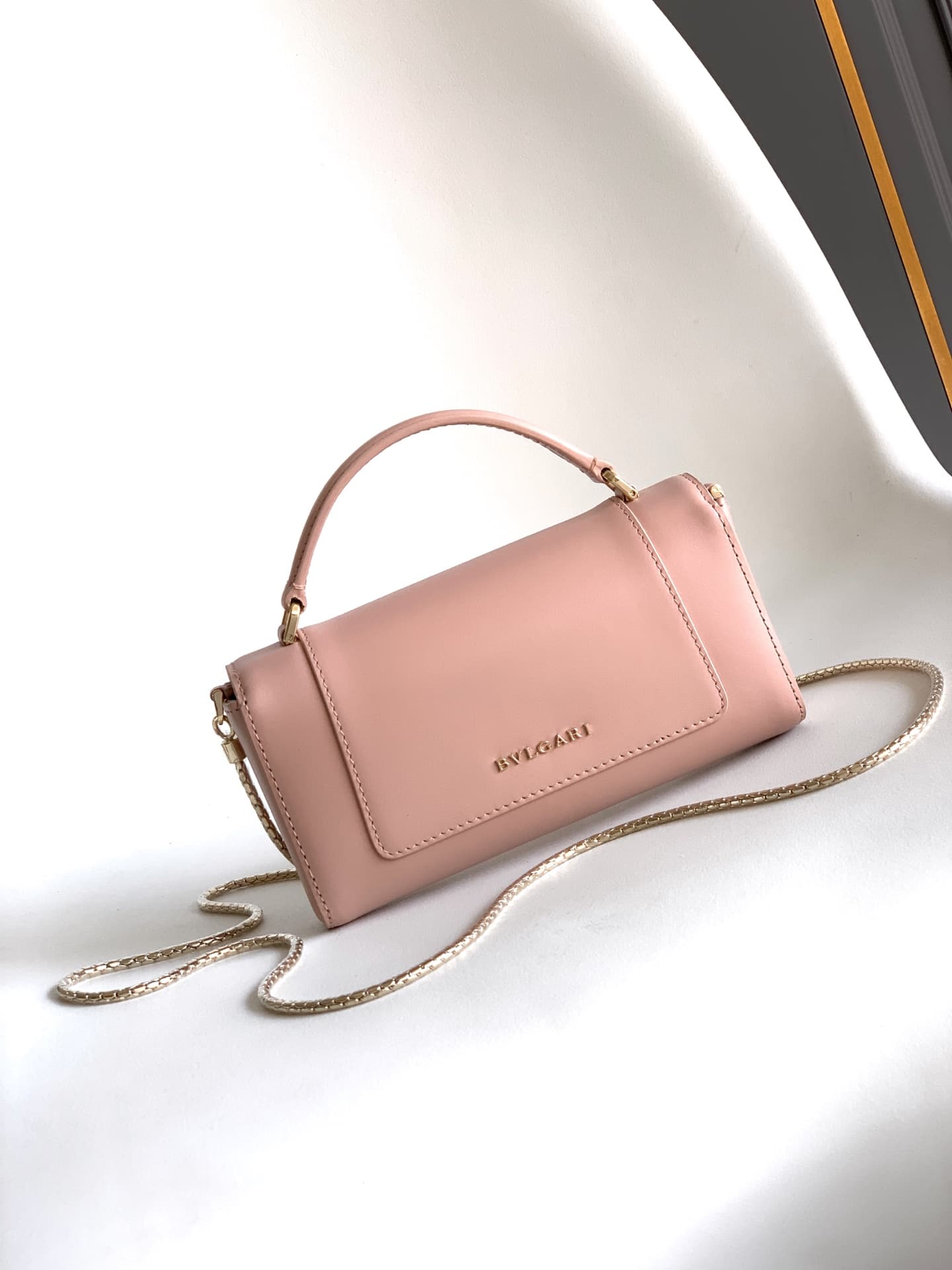 Bvlgari Serpenti Forever shoulder bag in pink calf leather high