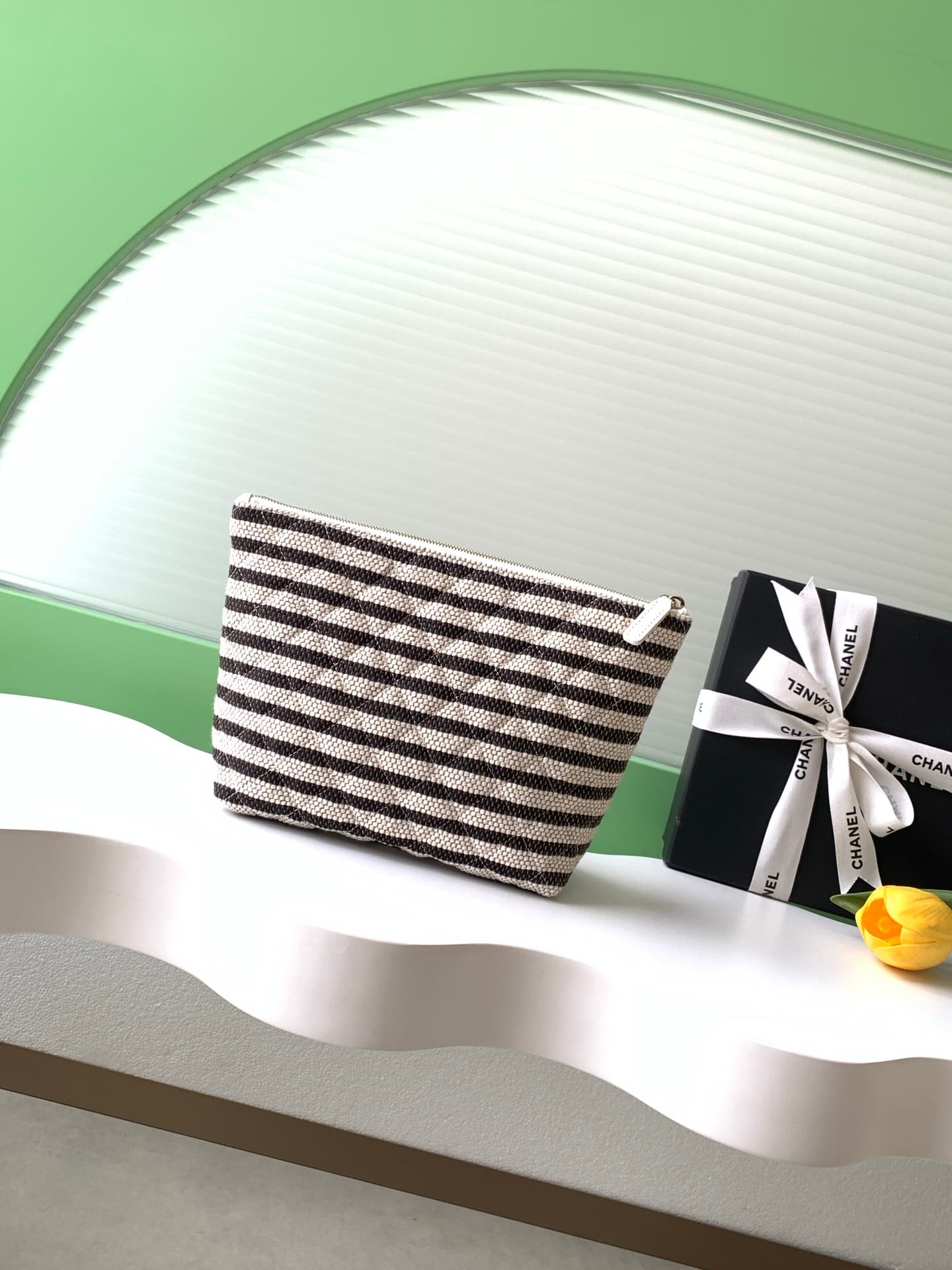Chanel Zipped Case Printed Fabric & Gold-Tone Metal Black & White AS4989 A