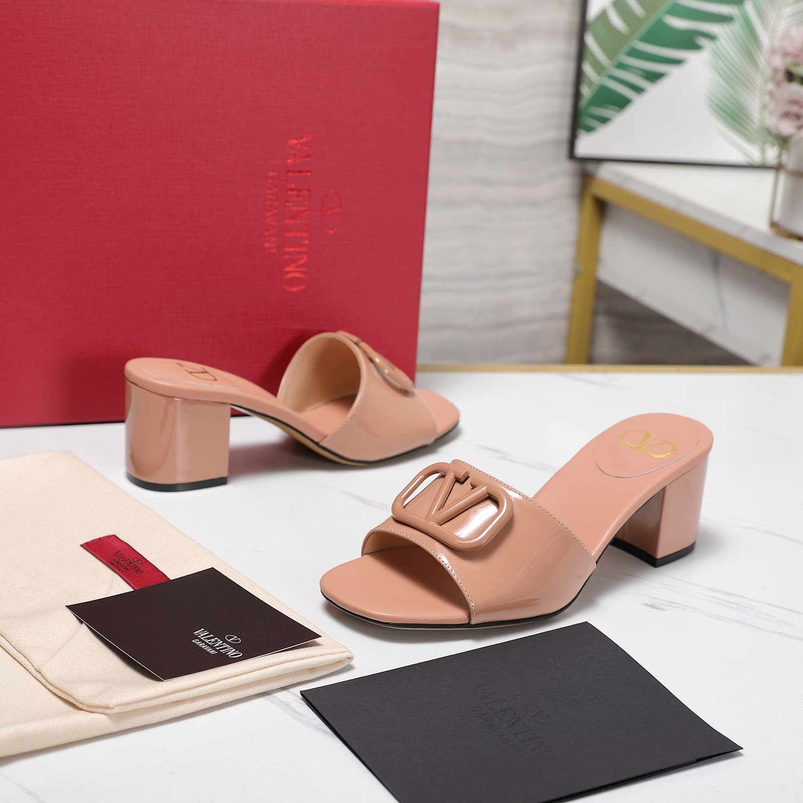 Valentino Garavani VLogo Signature Patent Leather Slide Sandal Women