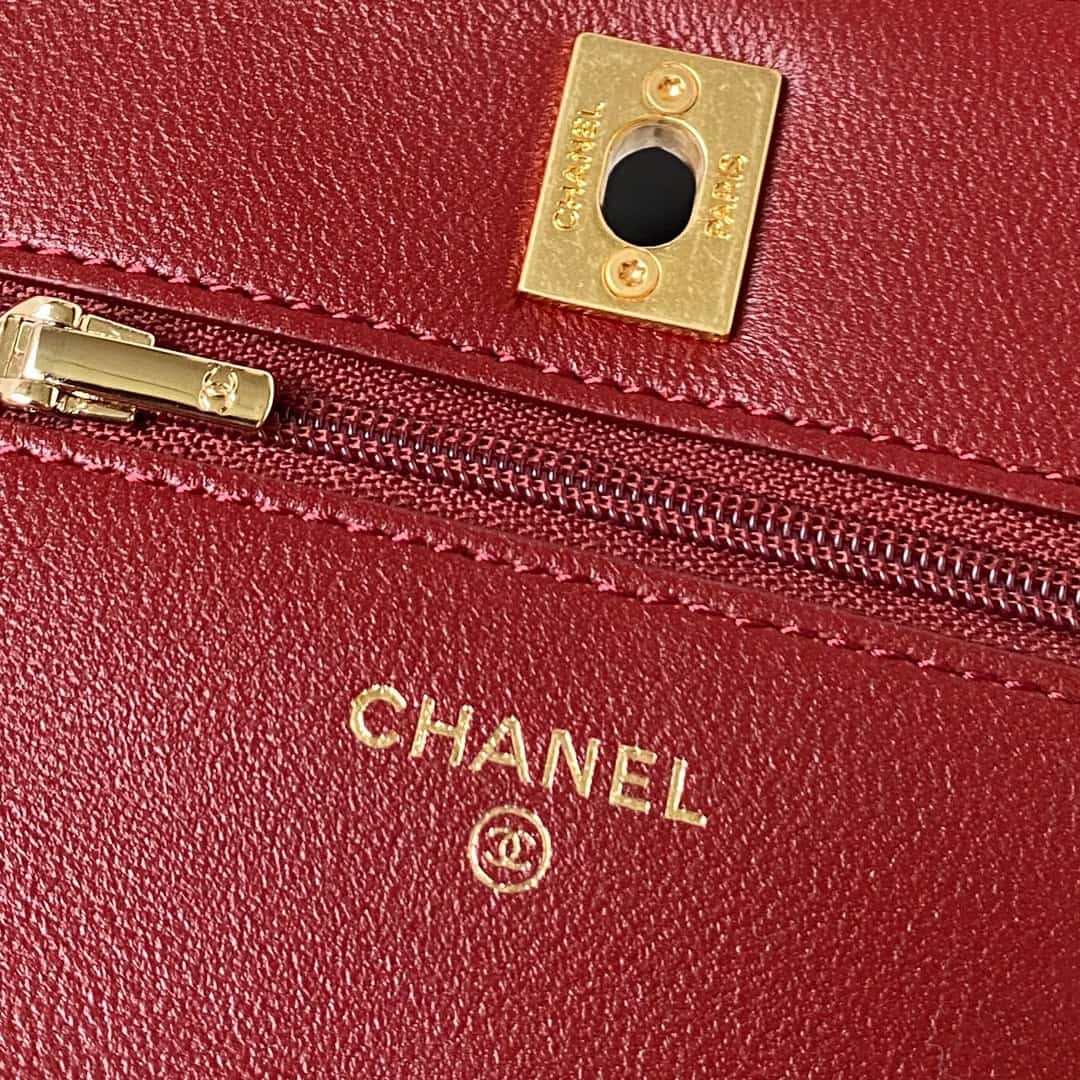 Chanel Wallet on Chain AP3504 Lambskin, Imitation Pearls, Strass & Gold-Tone Metal Burgundy A