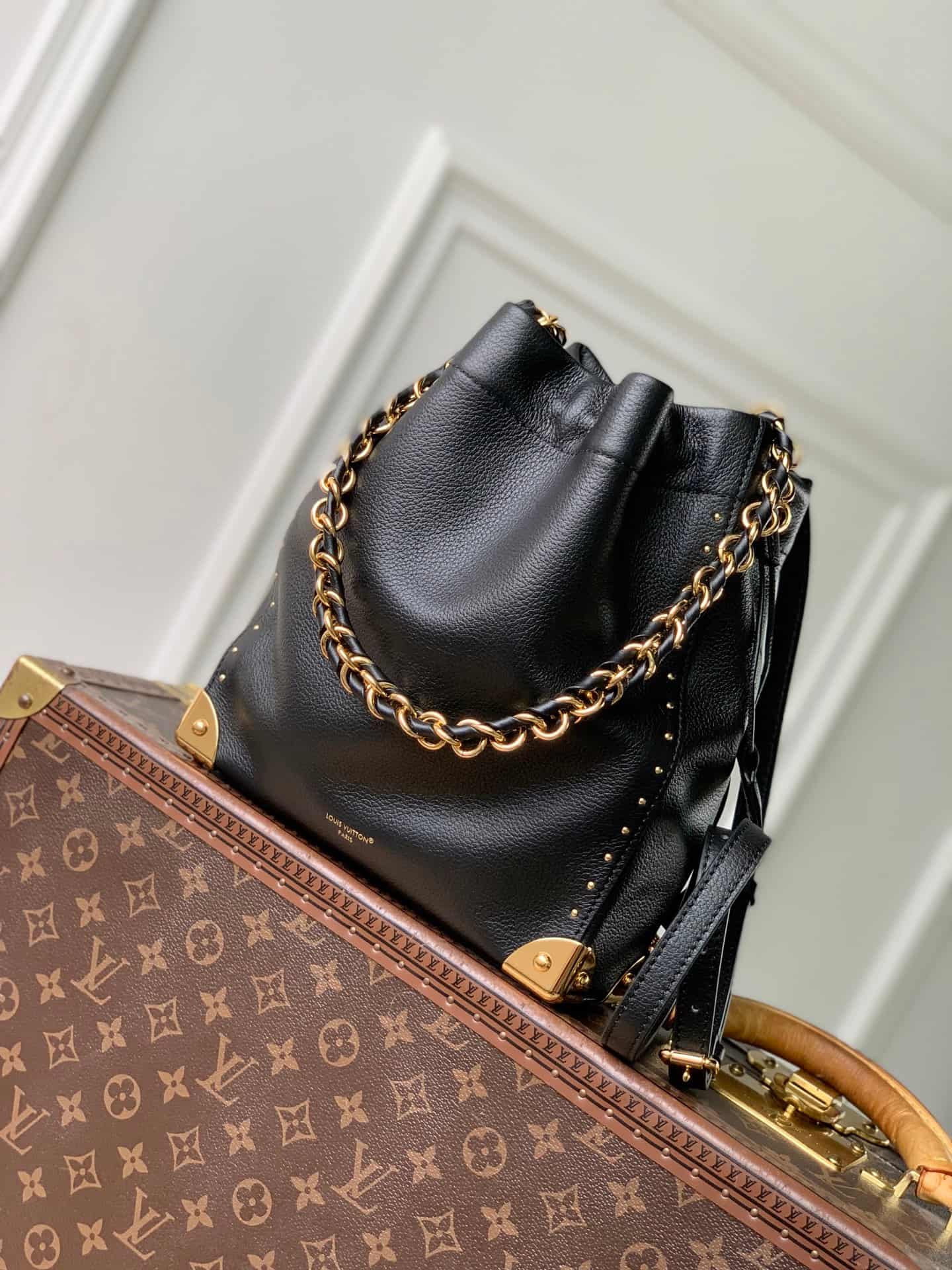 Louis Vuitton Noé Trunk Black Calfskin leather M29391 High