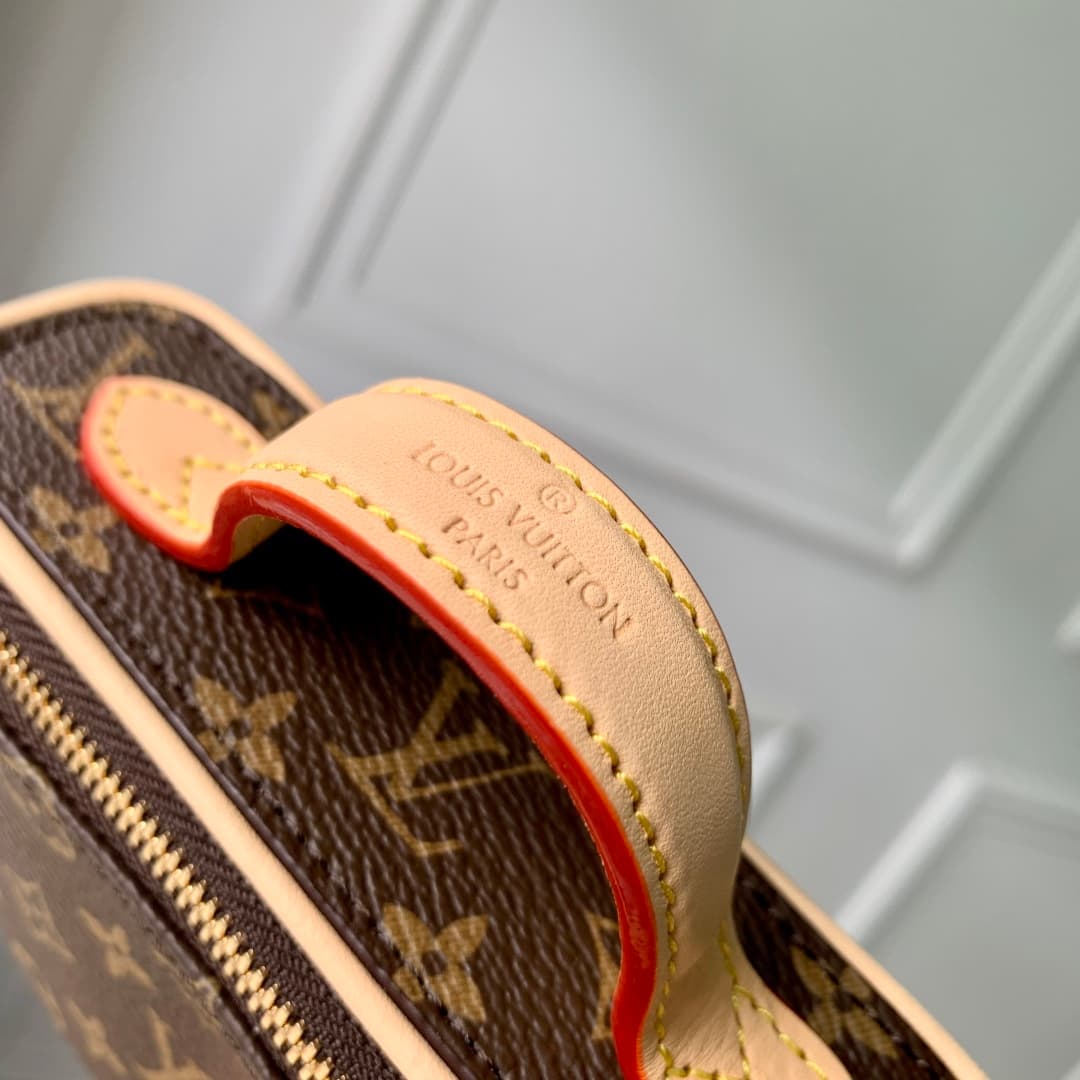 Louis Vuitton Nice Beauty Monogram canvas M83079 High