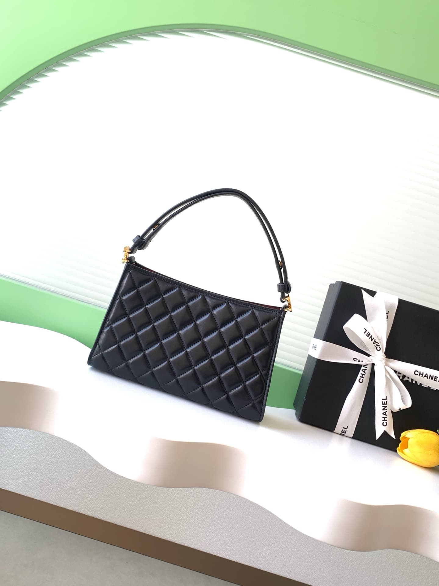 Chanel evening bag AS6045 lambskin & gold-tone metal black high