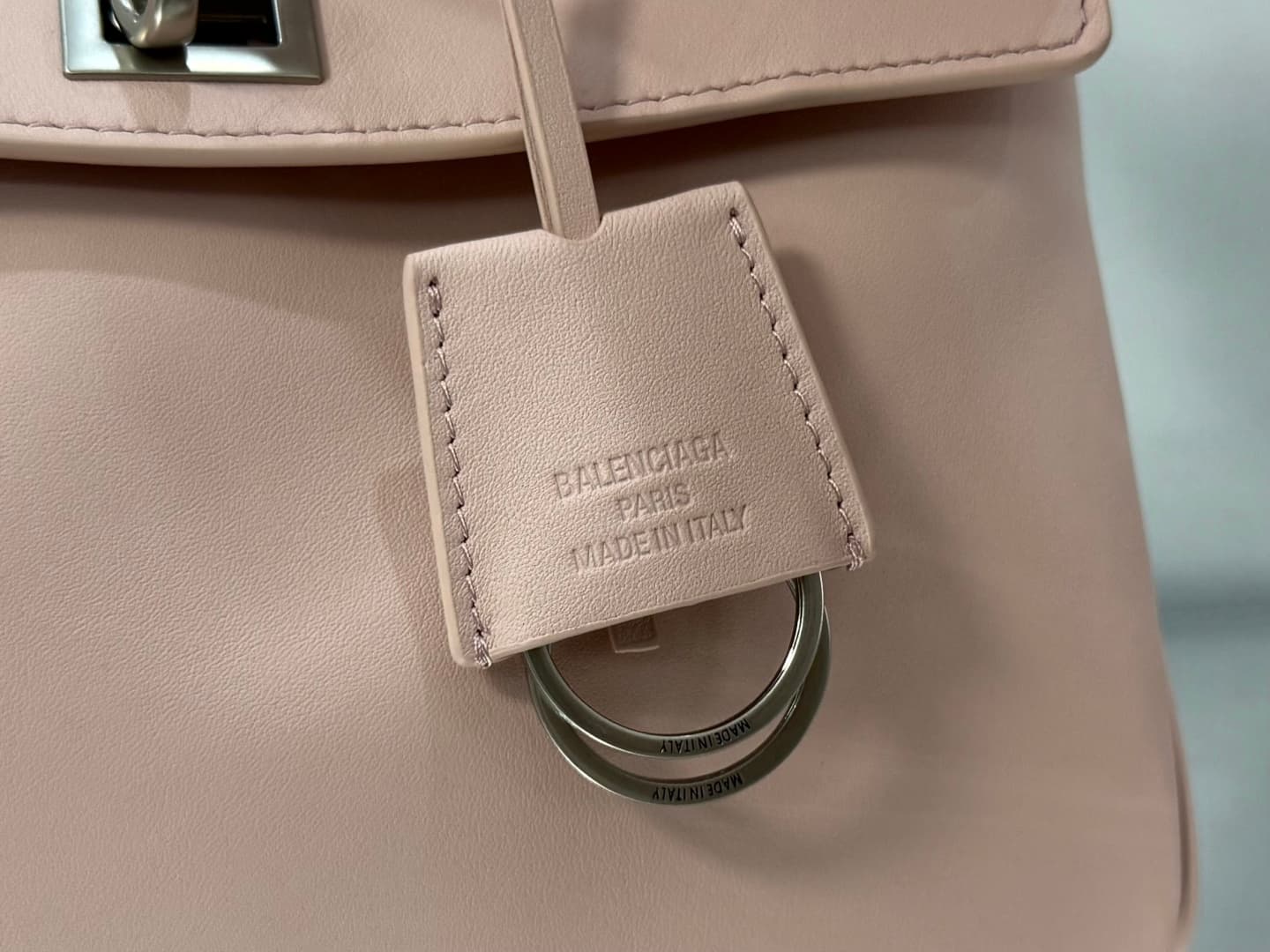 Balenciaga Rodeo Medium Bag in Pink Leather With Silver-Tone Metal TOP