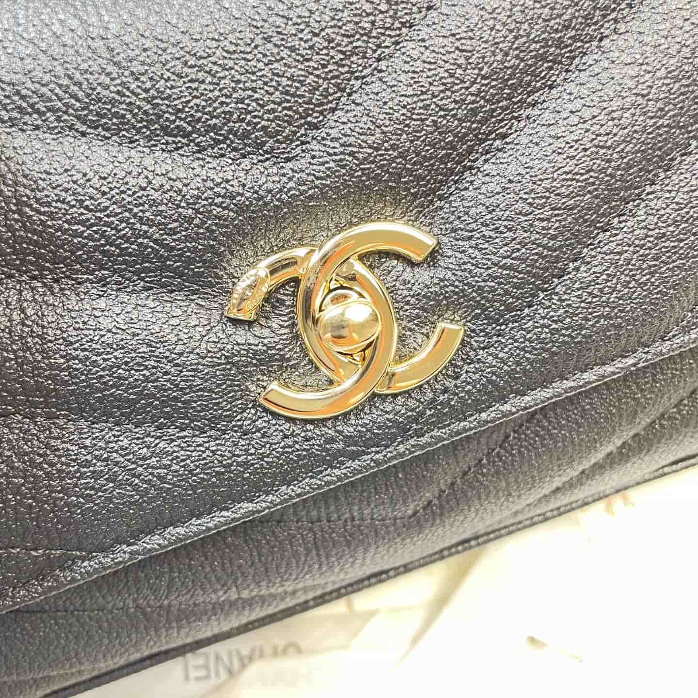 Chanel Maxi Flap Bag with Top Handle Calfskin& Gold-Tone Metal AS6091 Black A