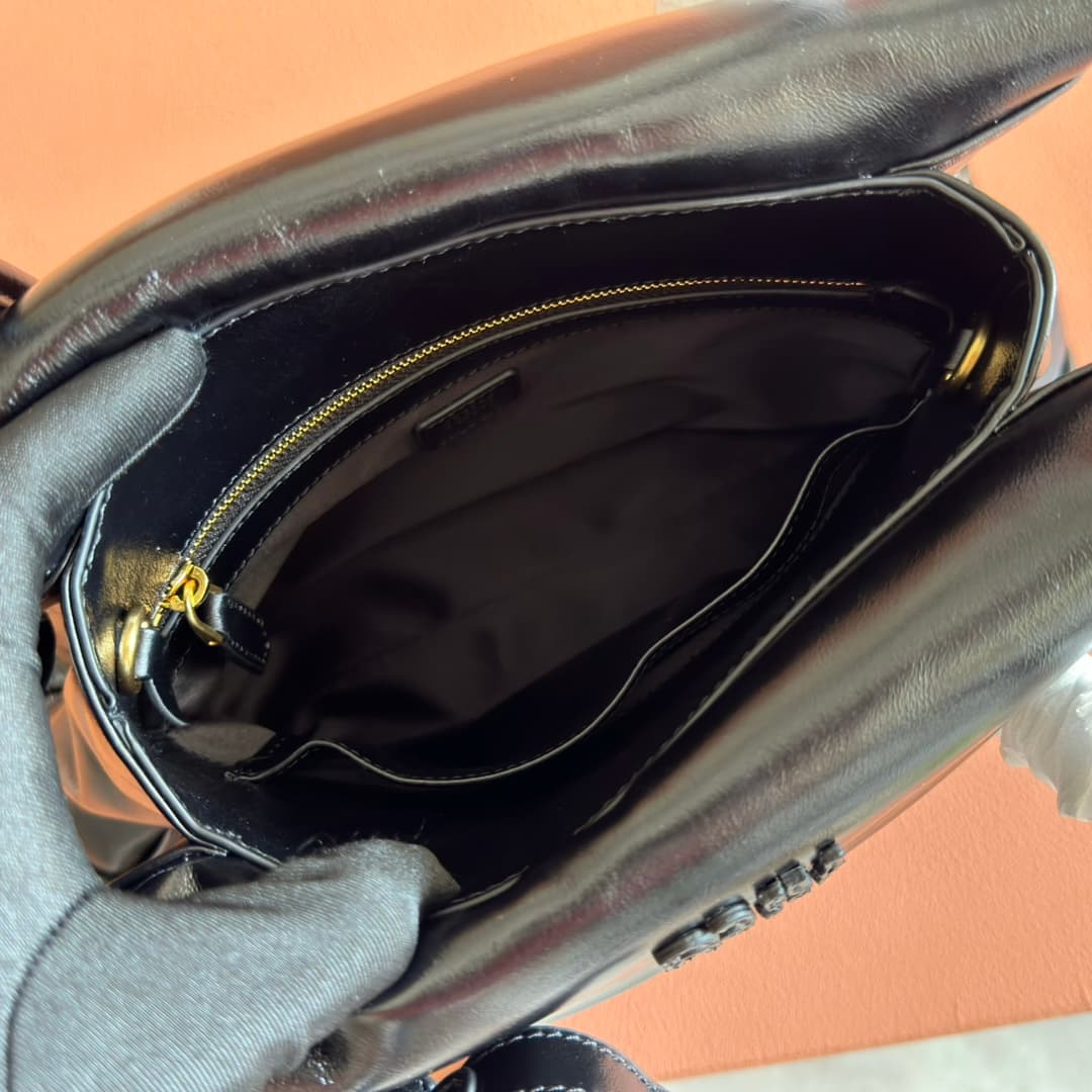 Miu Miu Solitaire shiny Calfskin leather bag Black 5BA302 High
